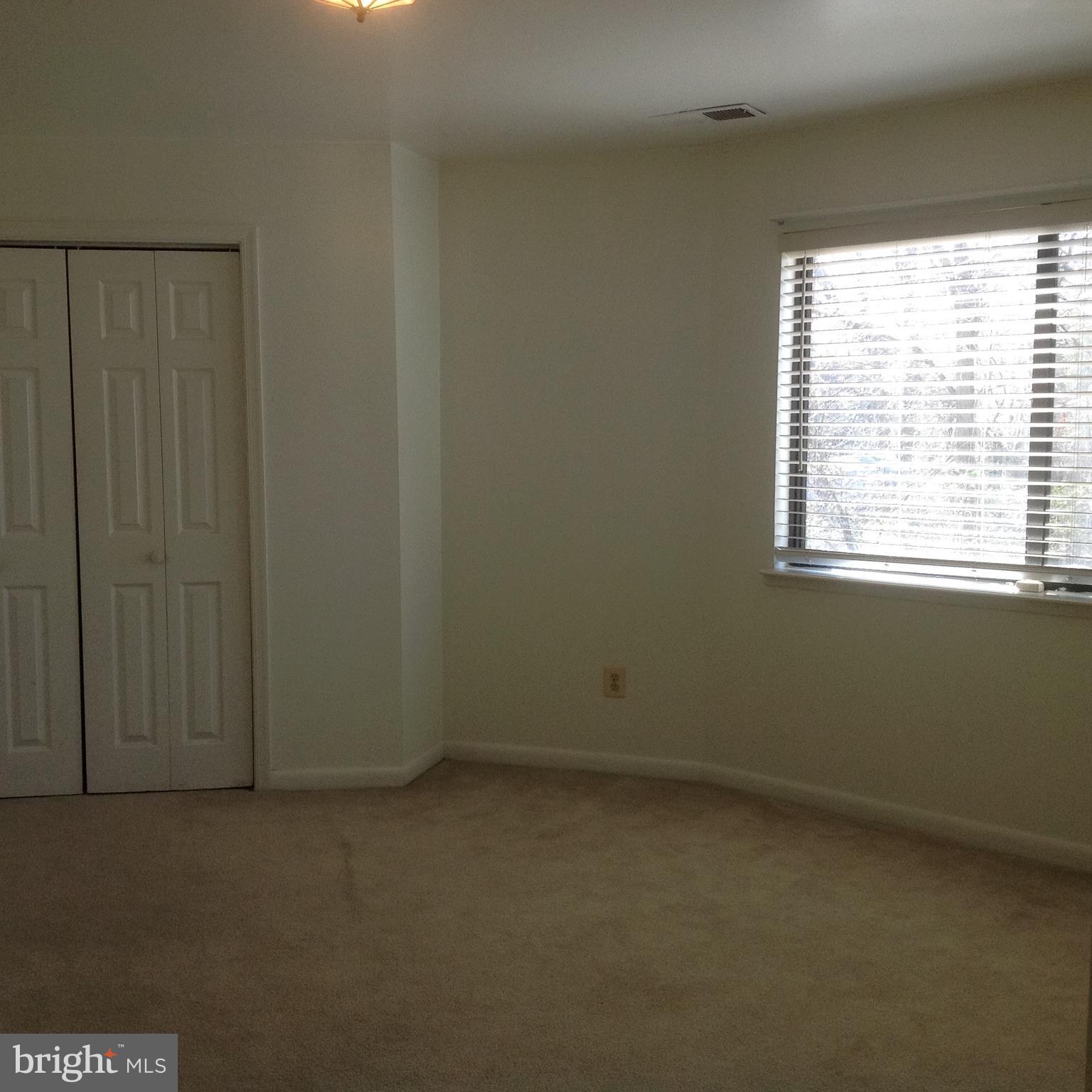 ENGLANDBORO - Residential Lease