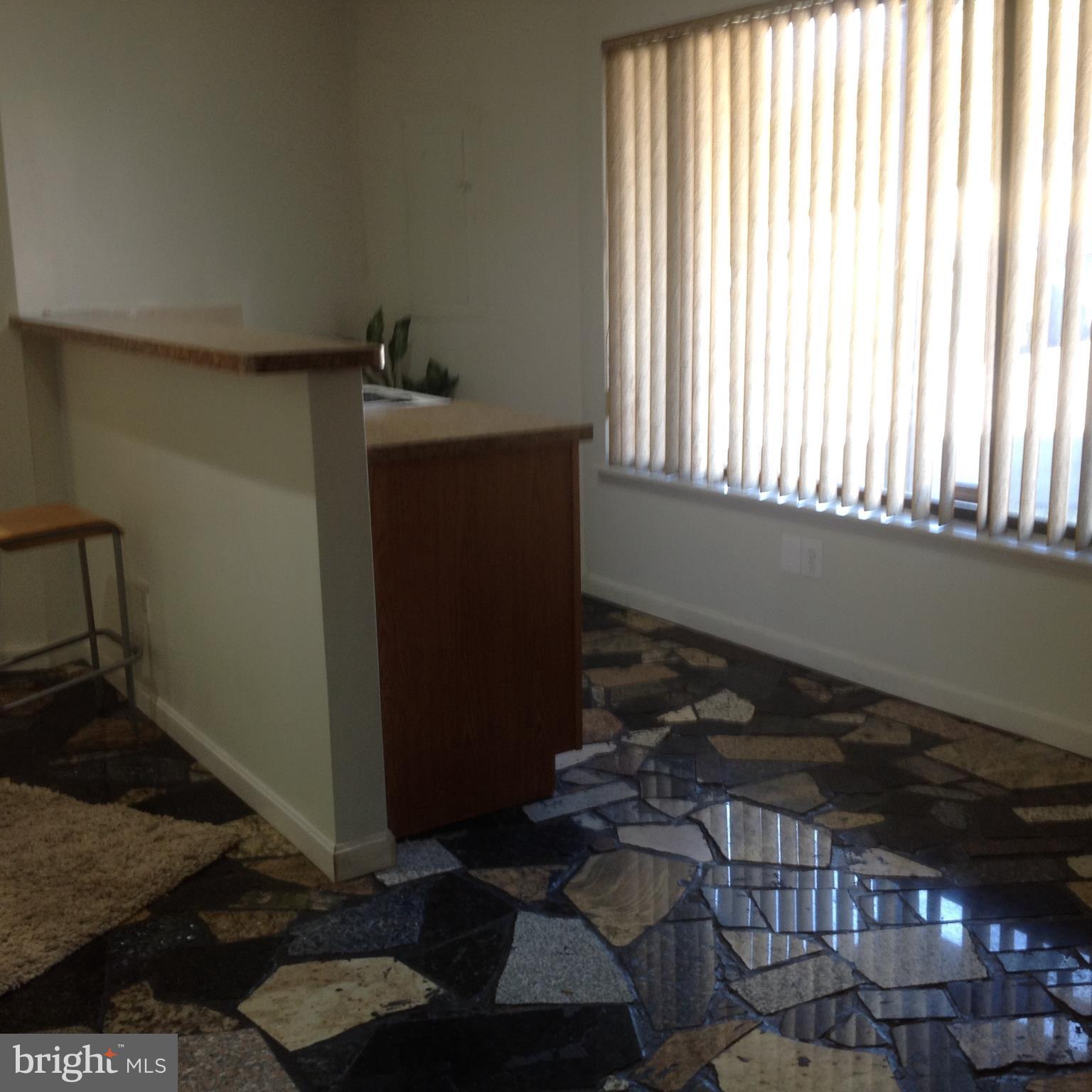 ENGLANDBORO - Residential Lease