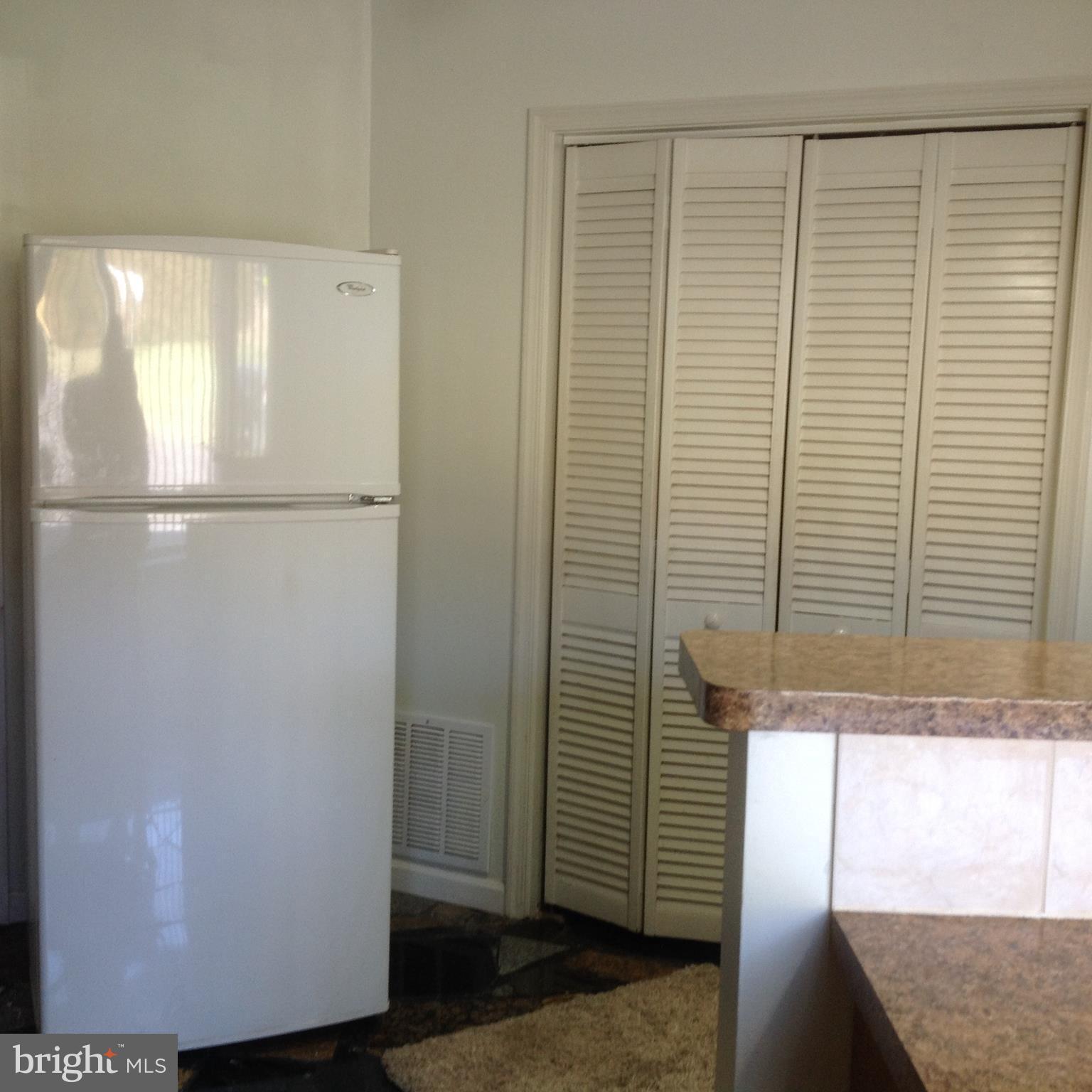 ENGLANDBORO - Residential Lease