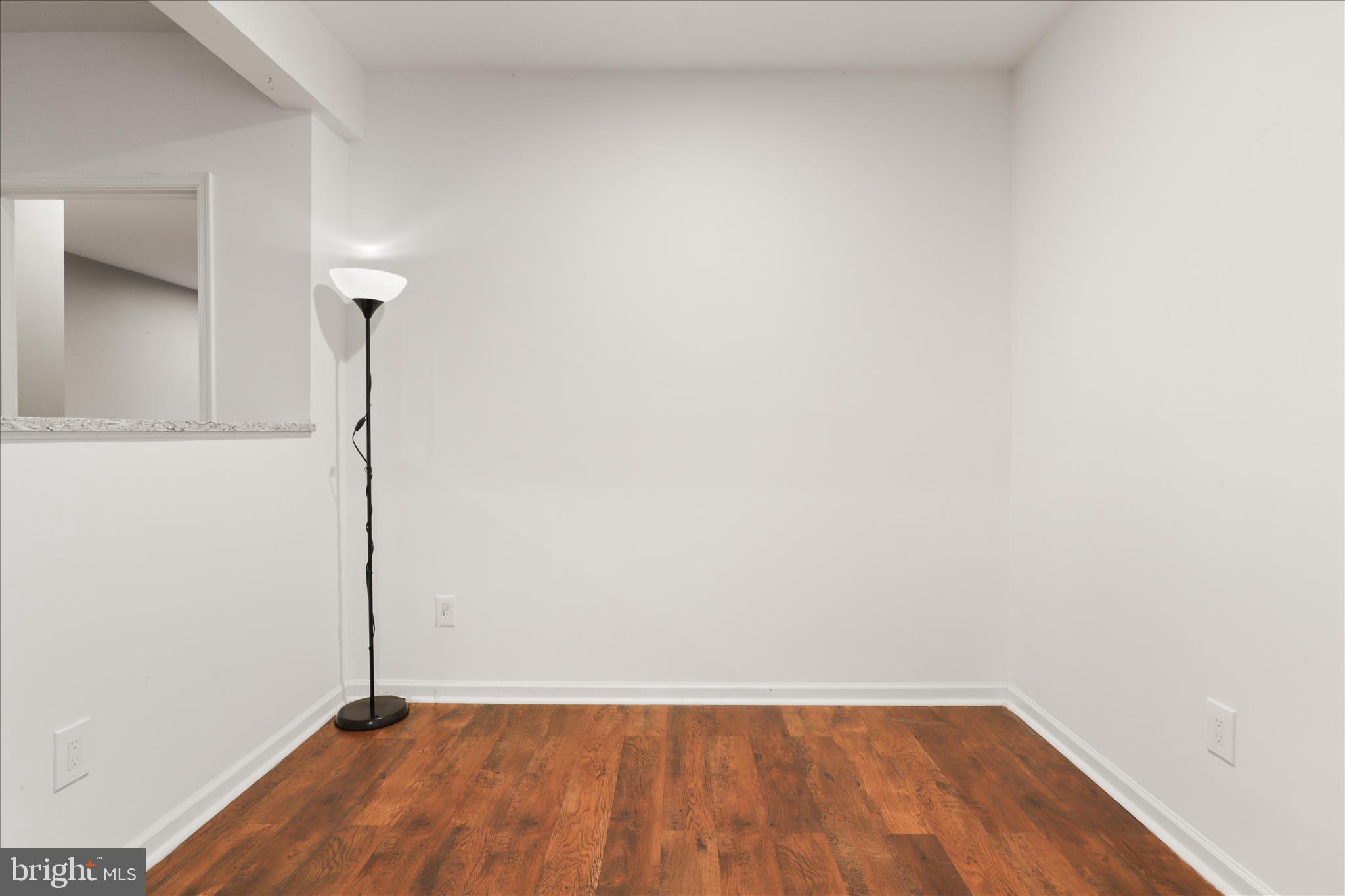 SOUTH RIDING - Residential Lease