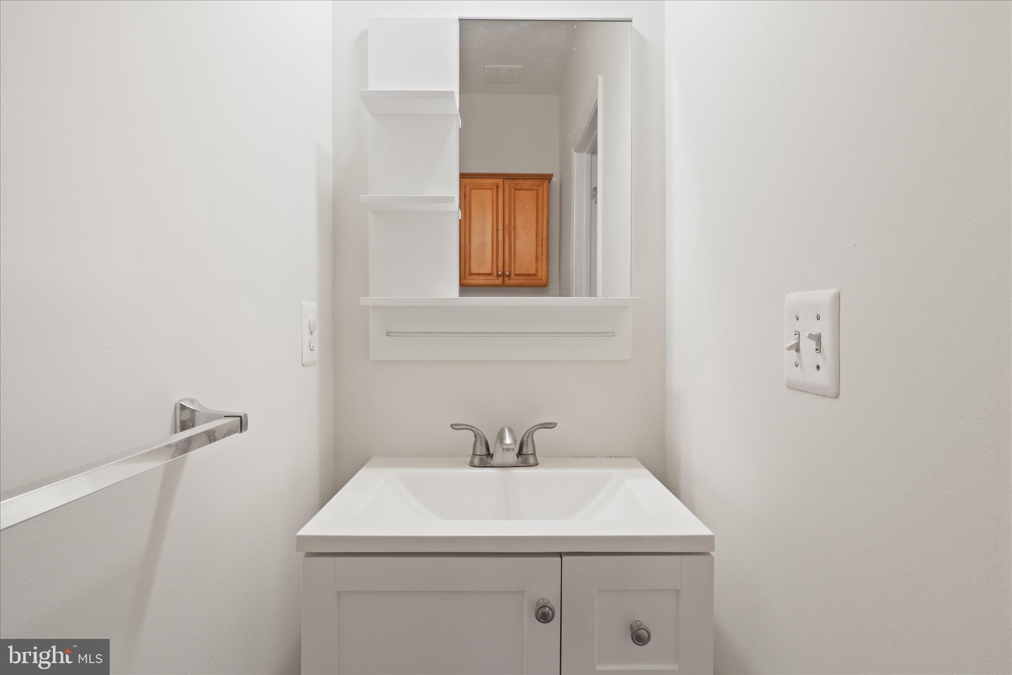 SOUTH RIDING - Residential Lease