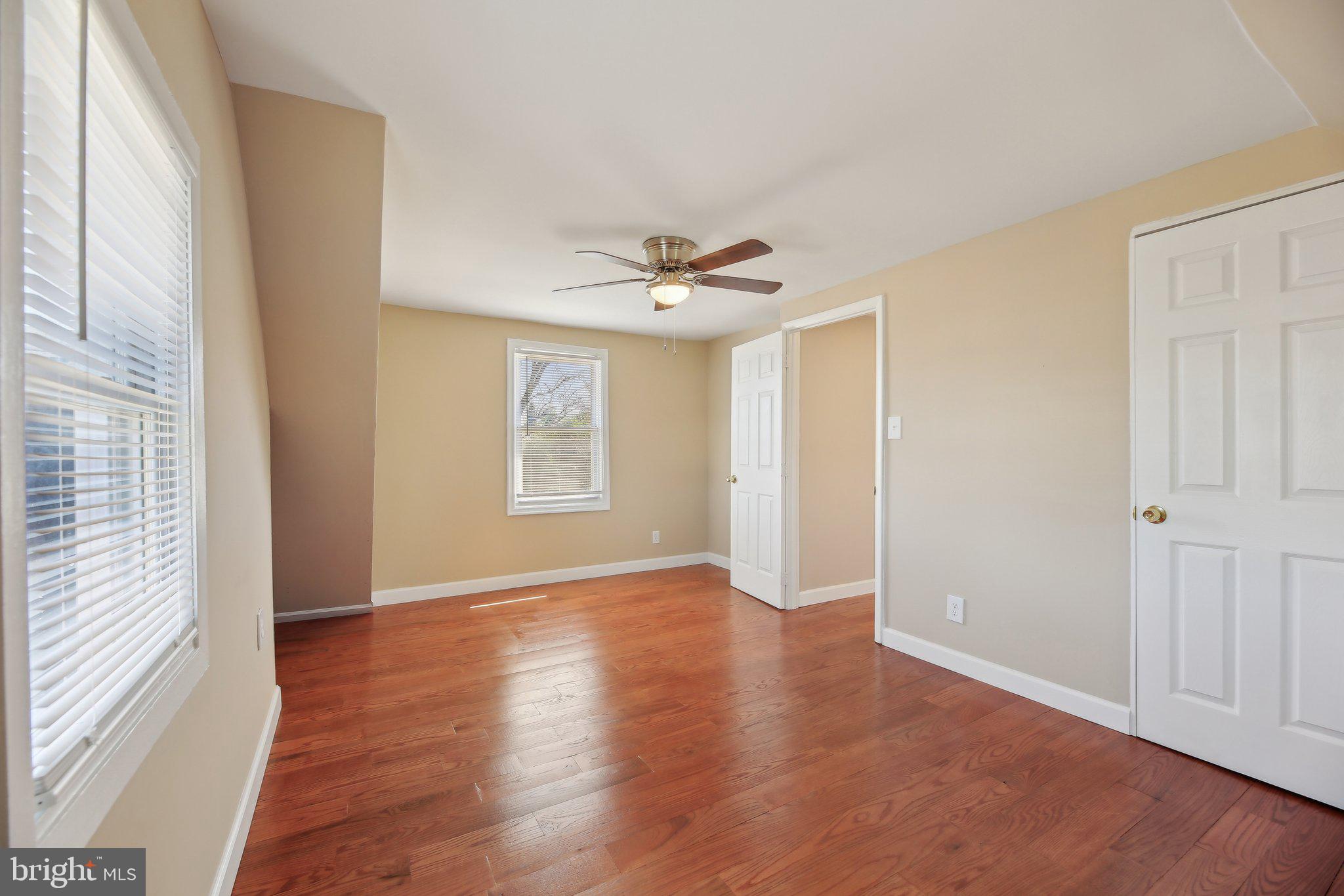 ROCKDALE MANOR - Residential