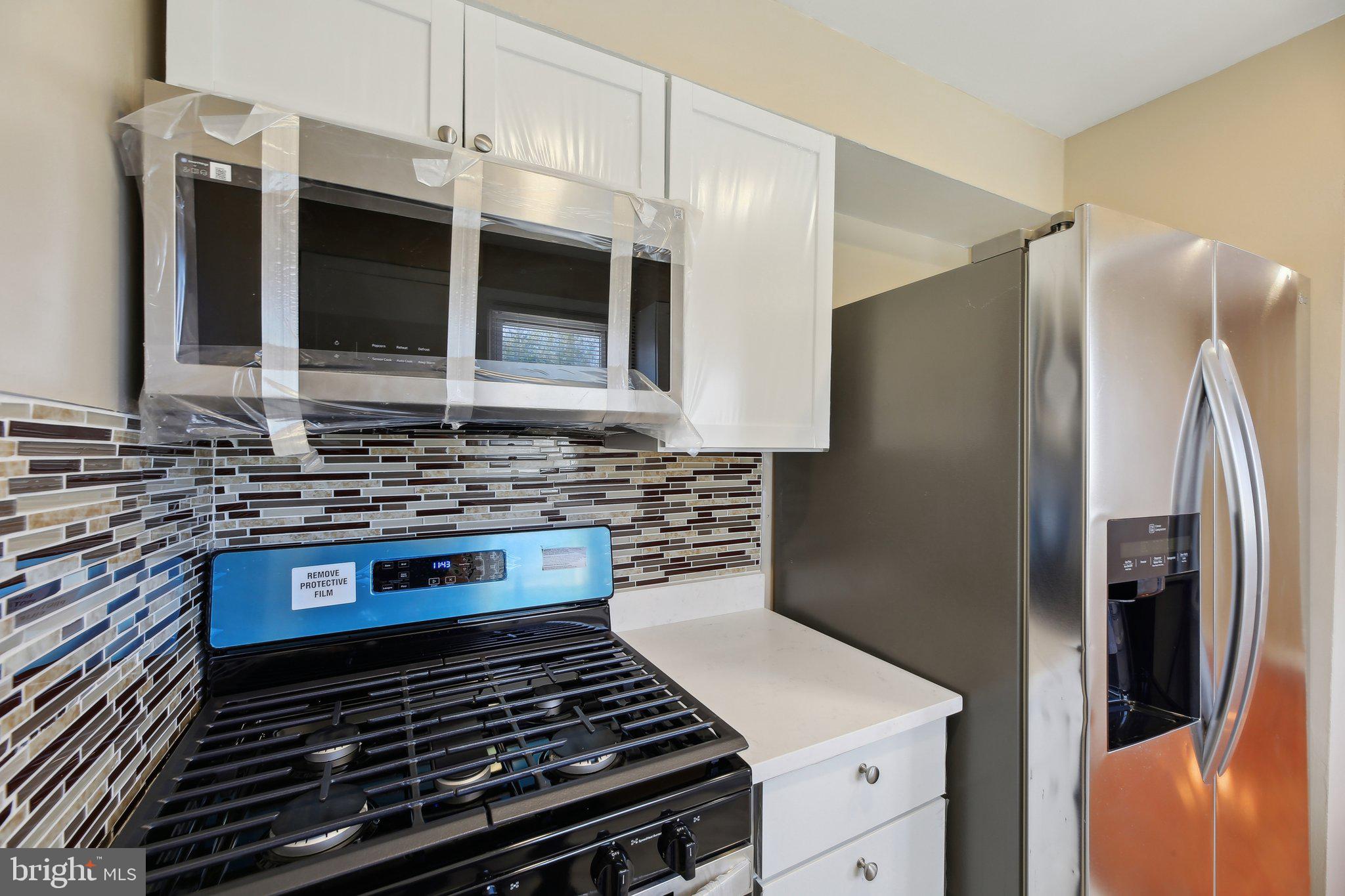 ROCKDALE MANOR - Residential