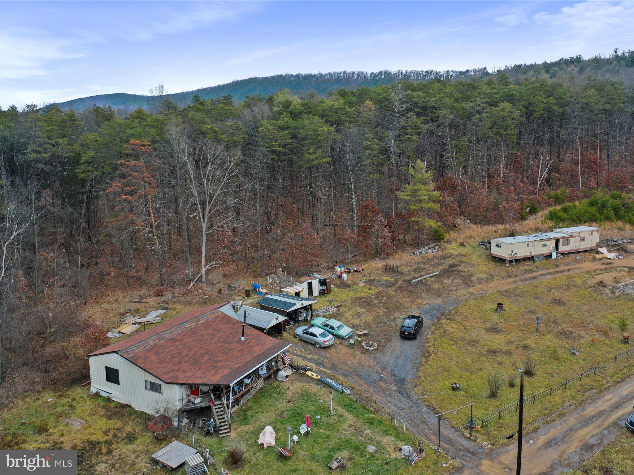 GOLDEN ACRES - Residential