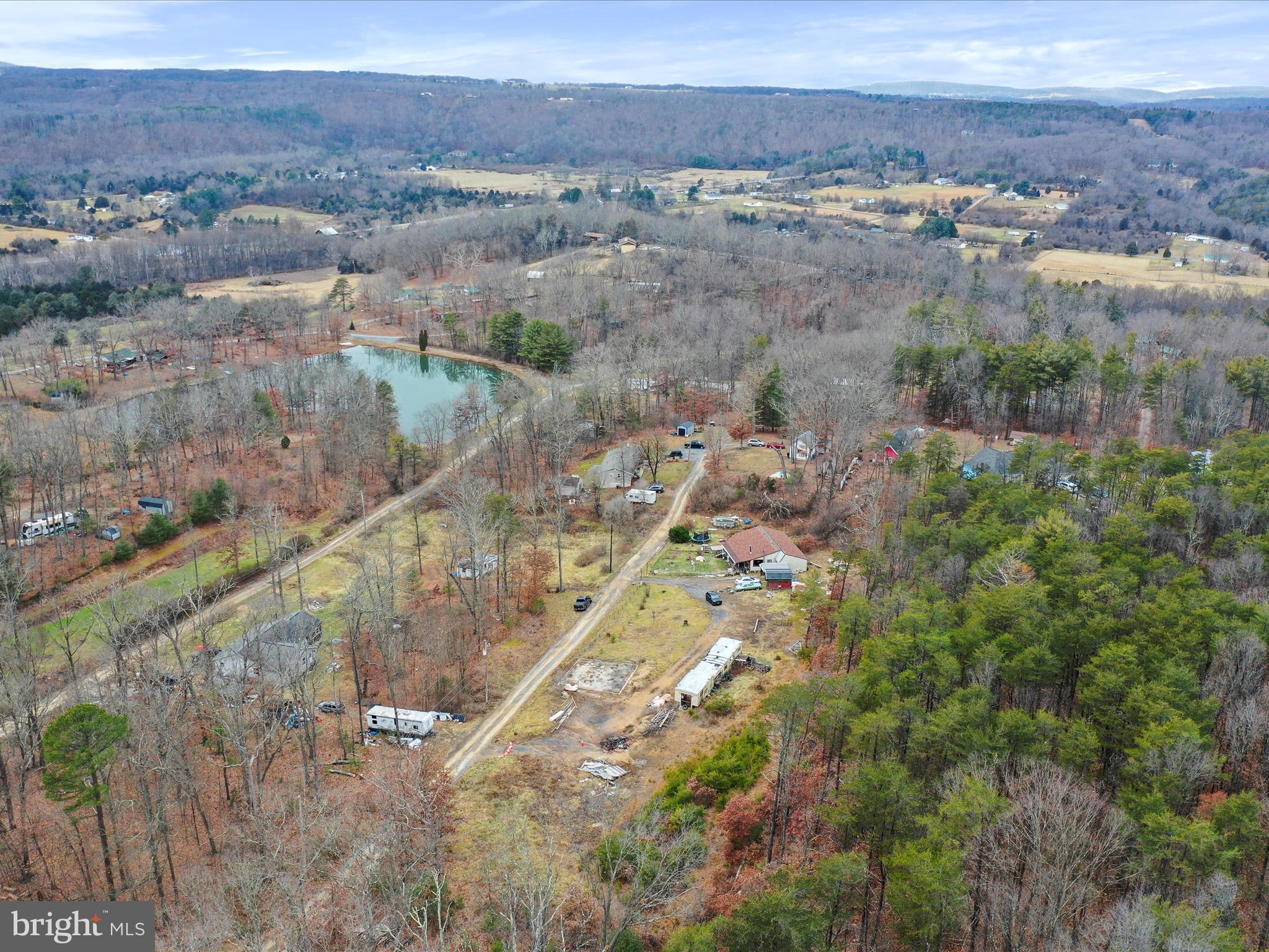 GOLDEN ACRES - Residential