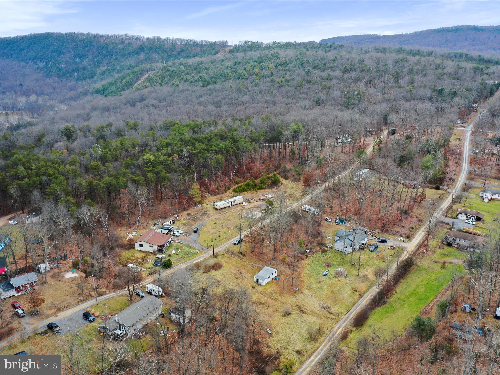 GOLDEN ACRES - Residential