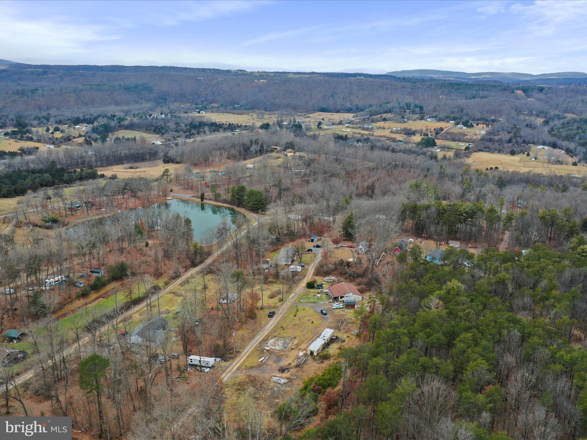 GOLDEN ACRES - Residential