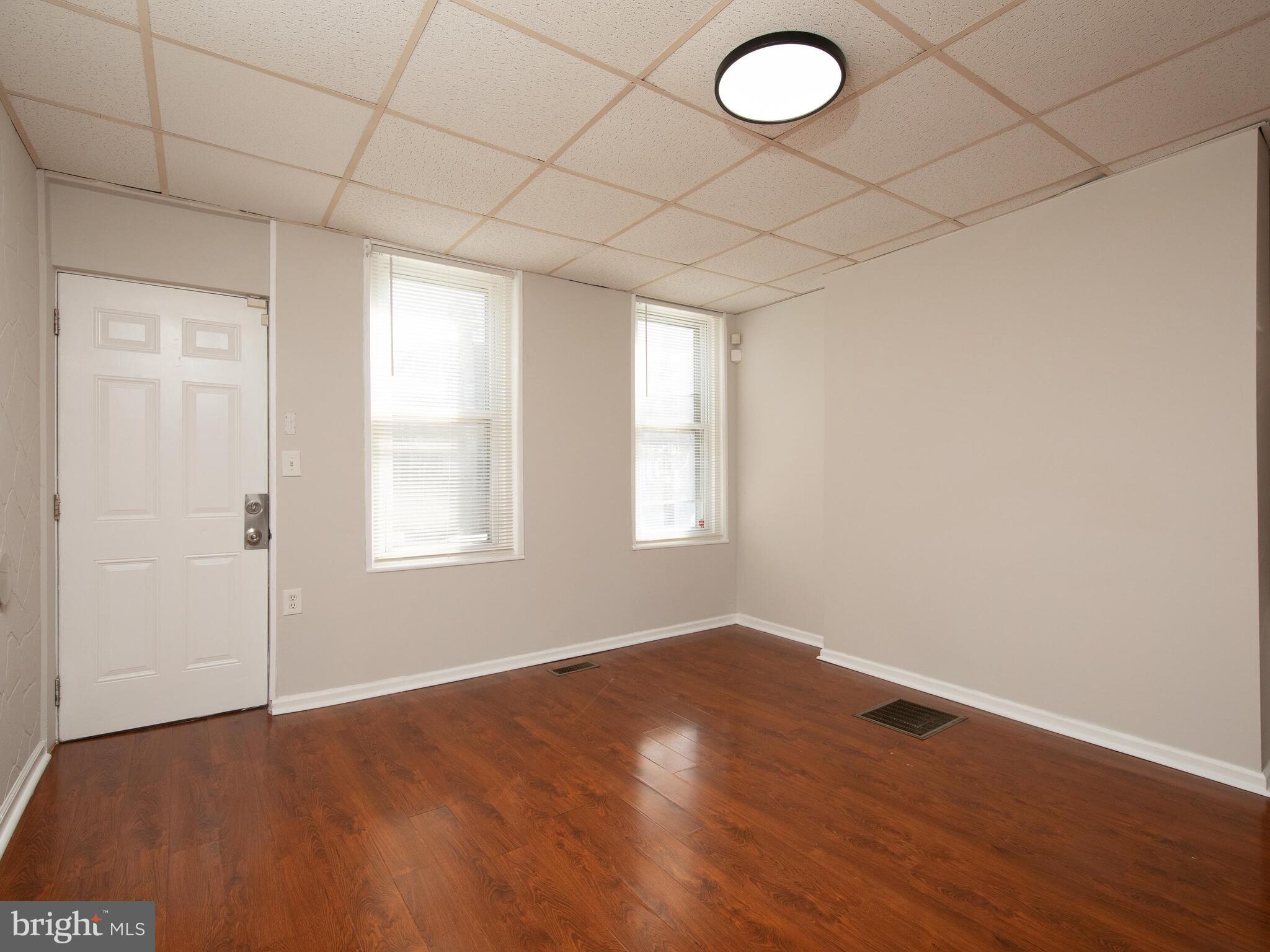 PORT RICHMOND - Residential