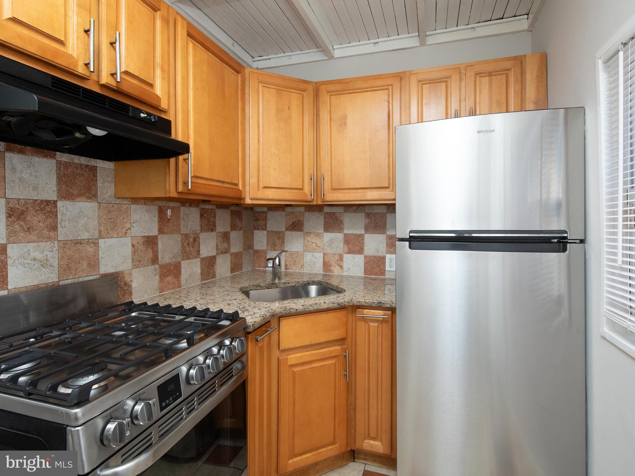 PORT RICHMOND - Residential