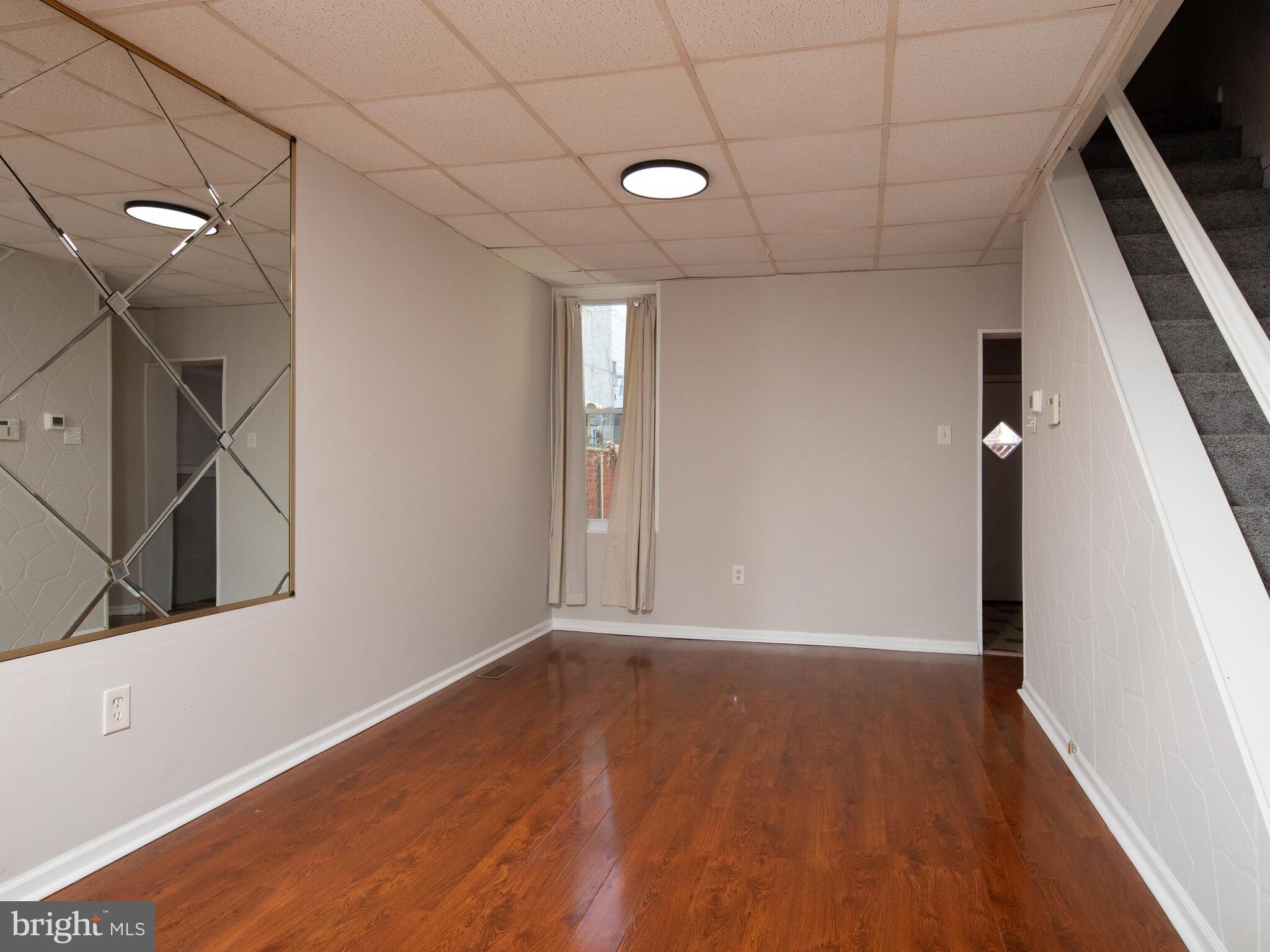 PORT RICHMOND - Residential