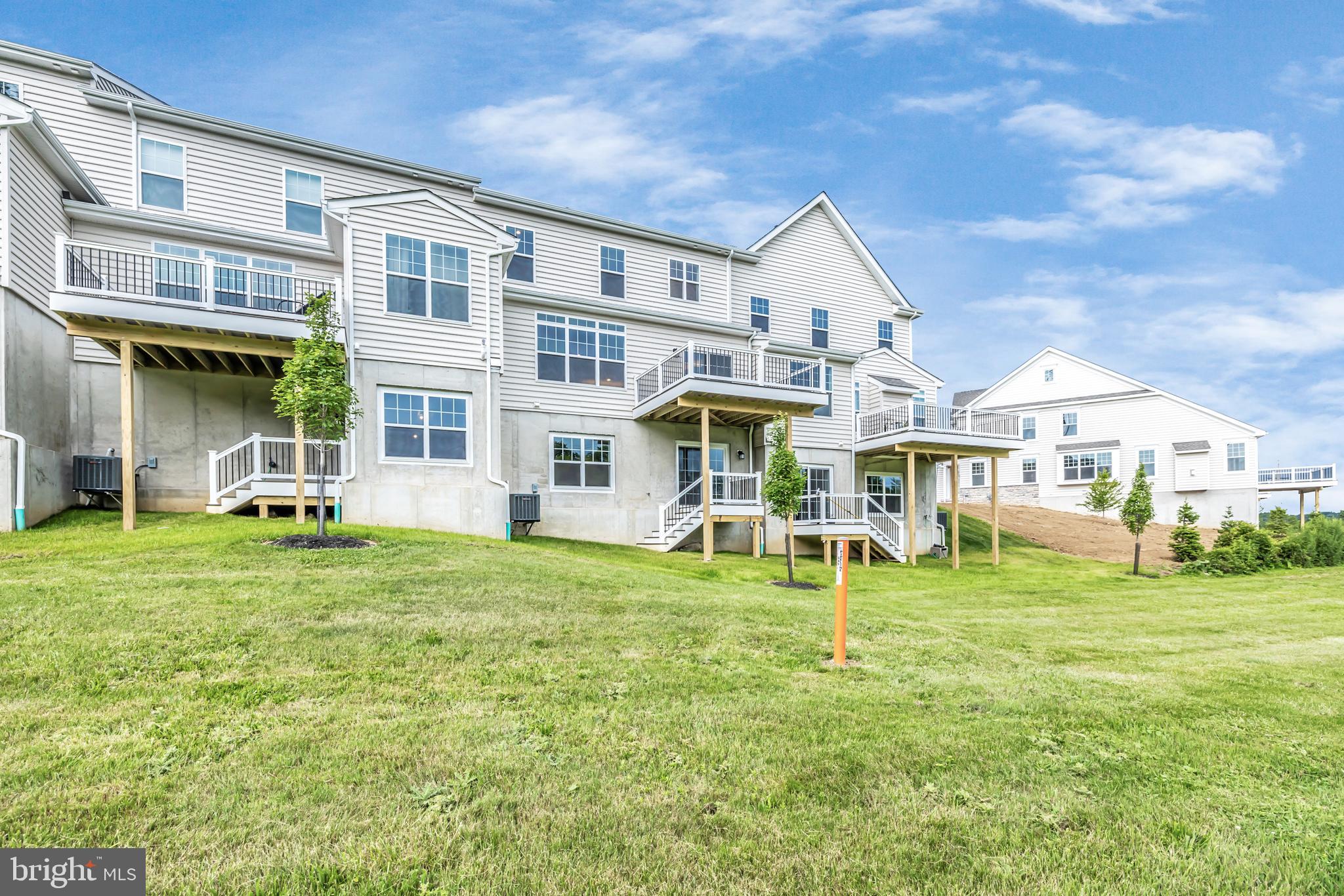 WILLISTOWN POINT - Residential
