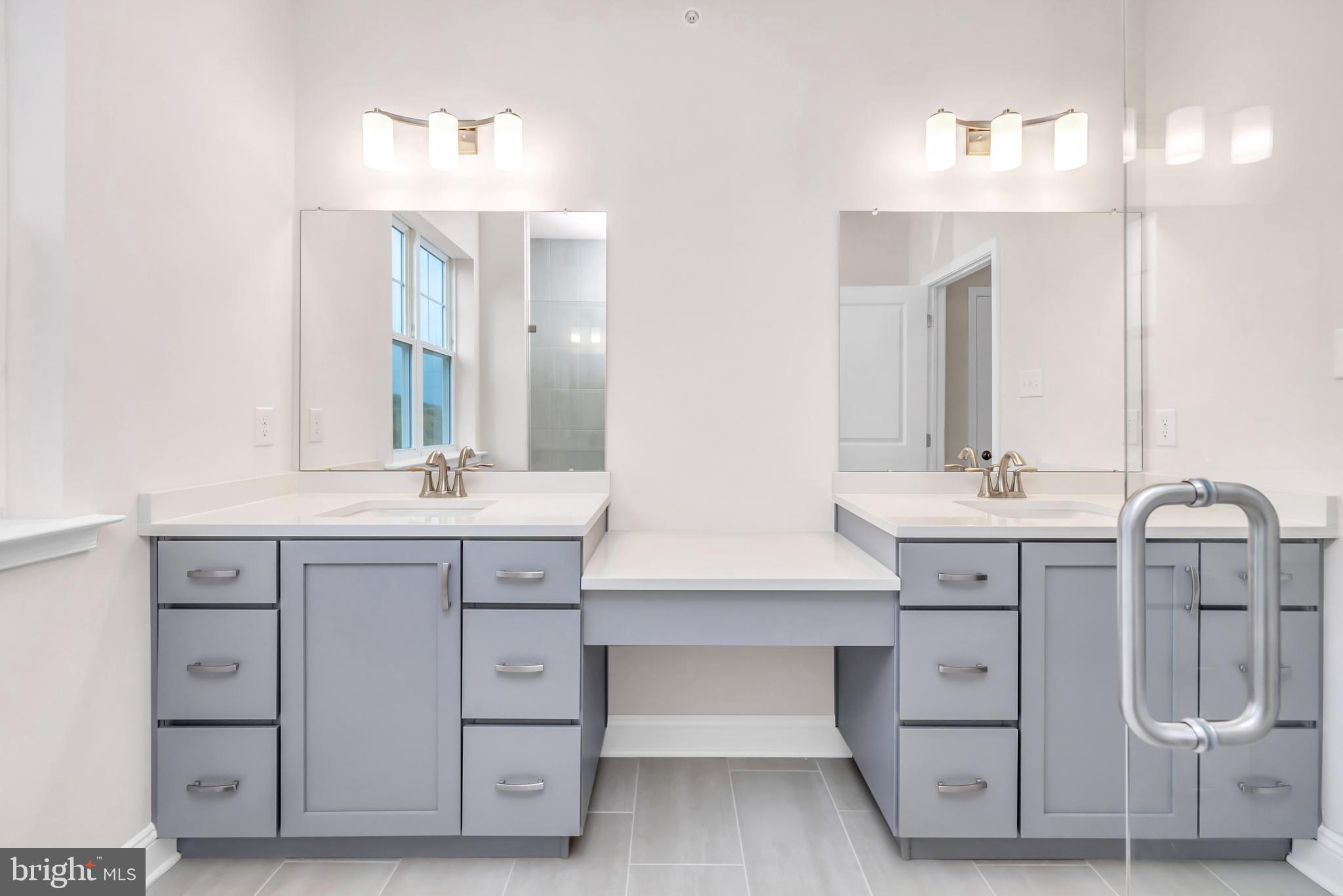 WILLISTOWN POINT - Residential