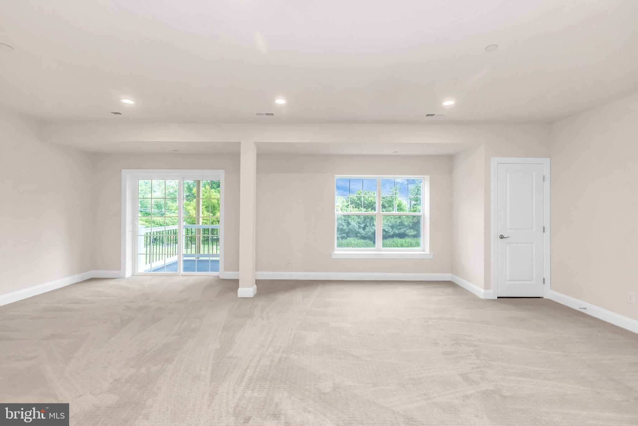 WILLISTOWN POINT - Residential