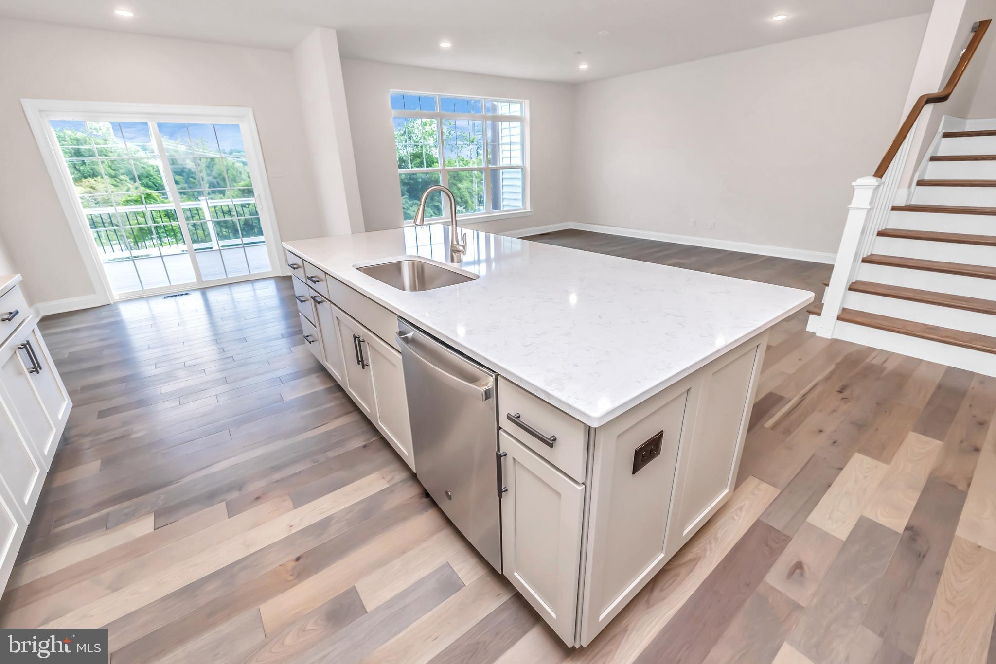 WILLISTOWN POINT - Residential