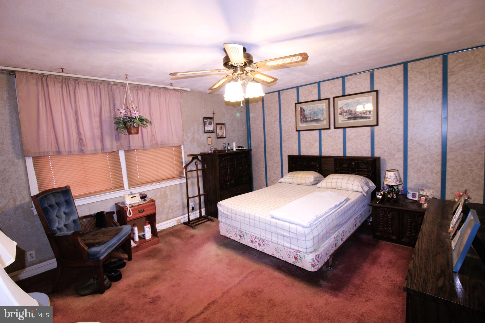 OXFORD CIRCLE - Residential