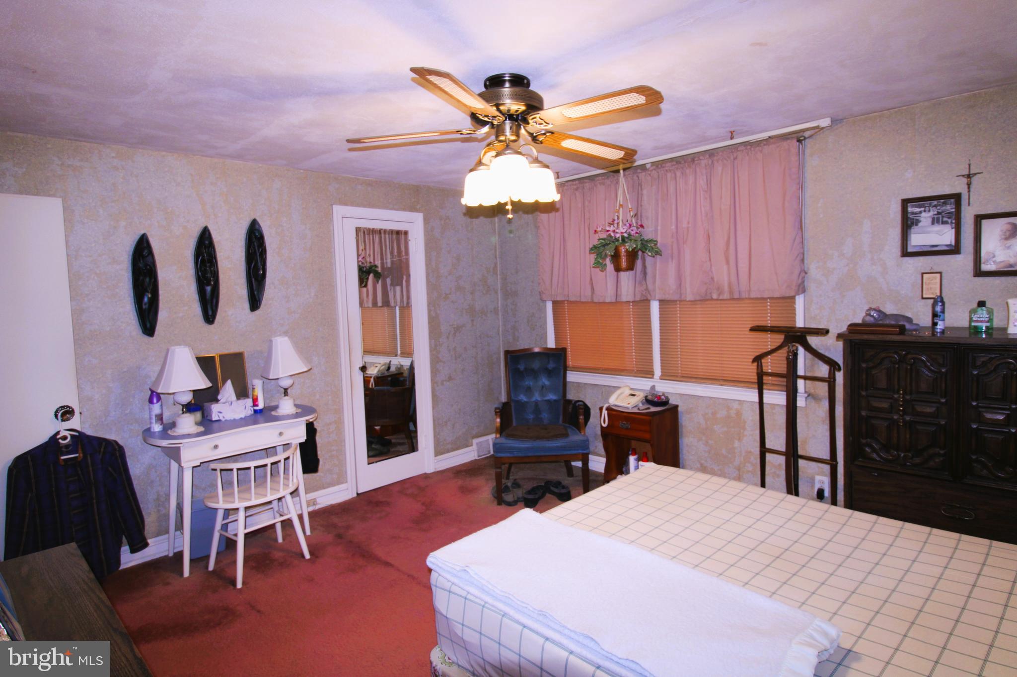 OXFORD CIRCLE - Residential