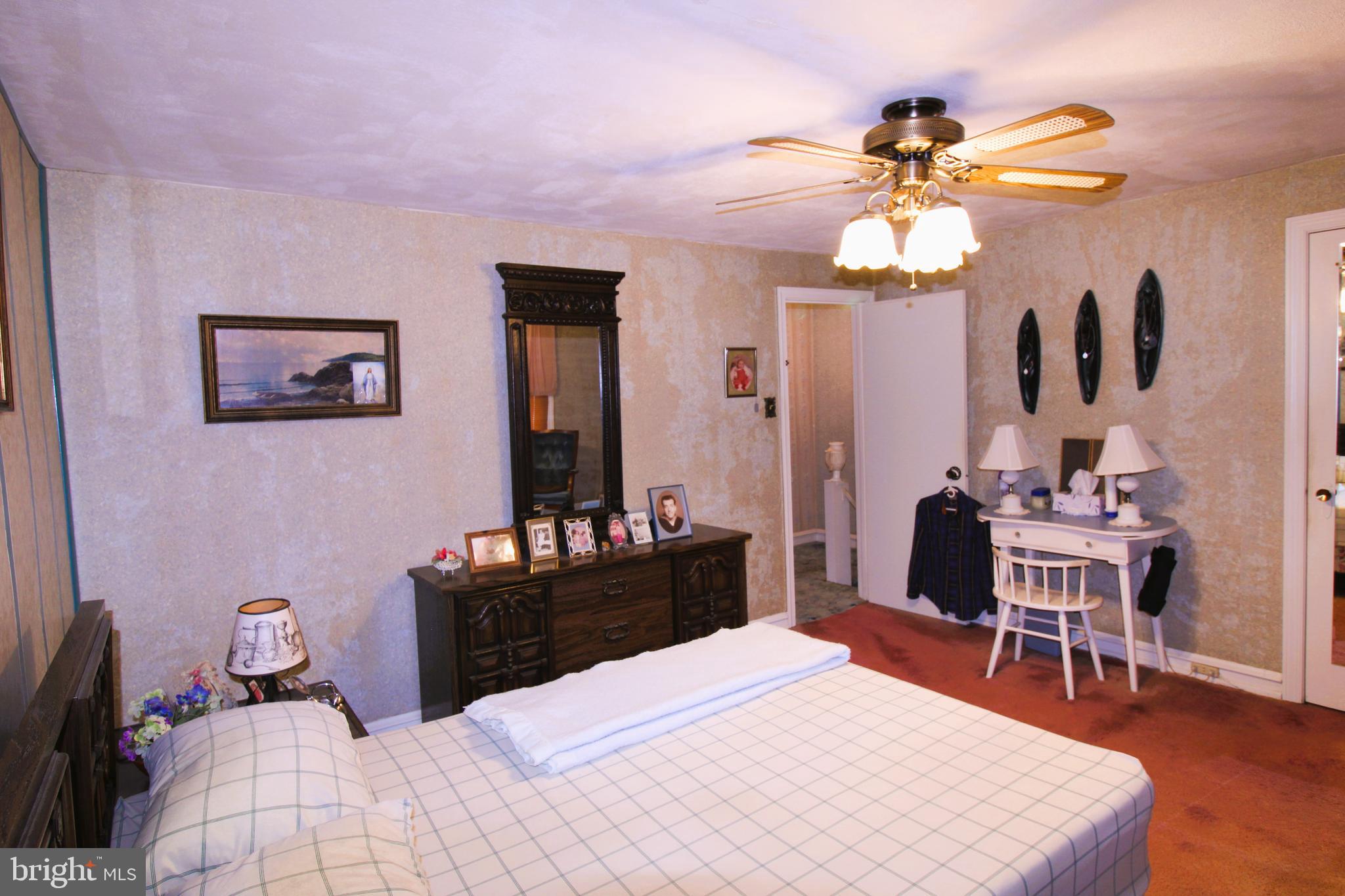 OXFORD CIRCLE - Residential