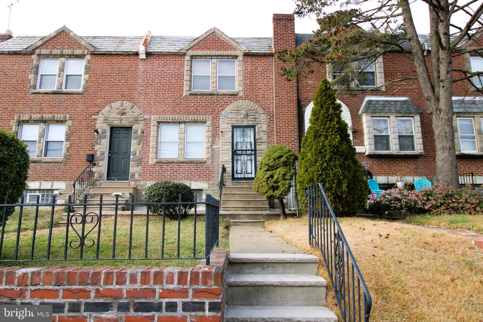 OXFORD CIRCLE - Residential