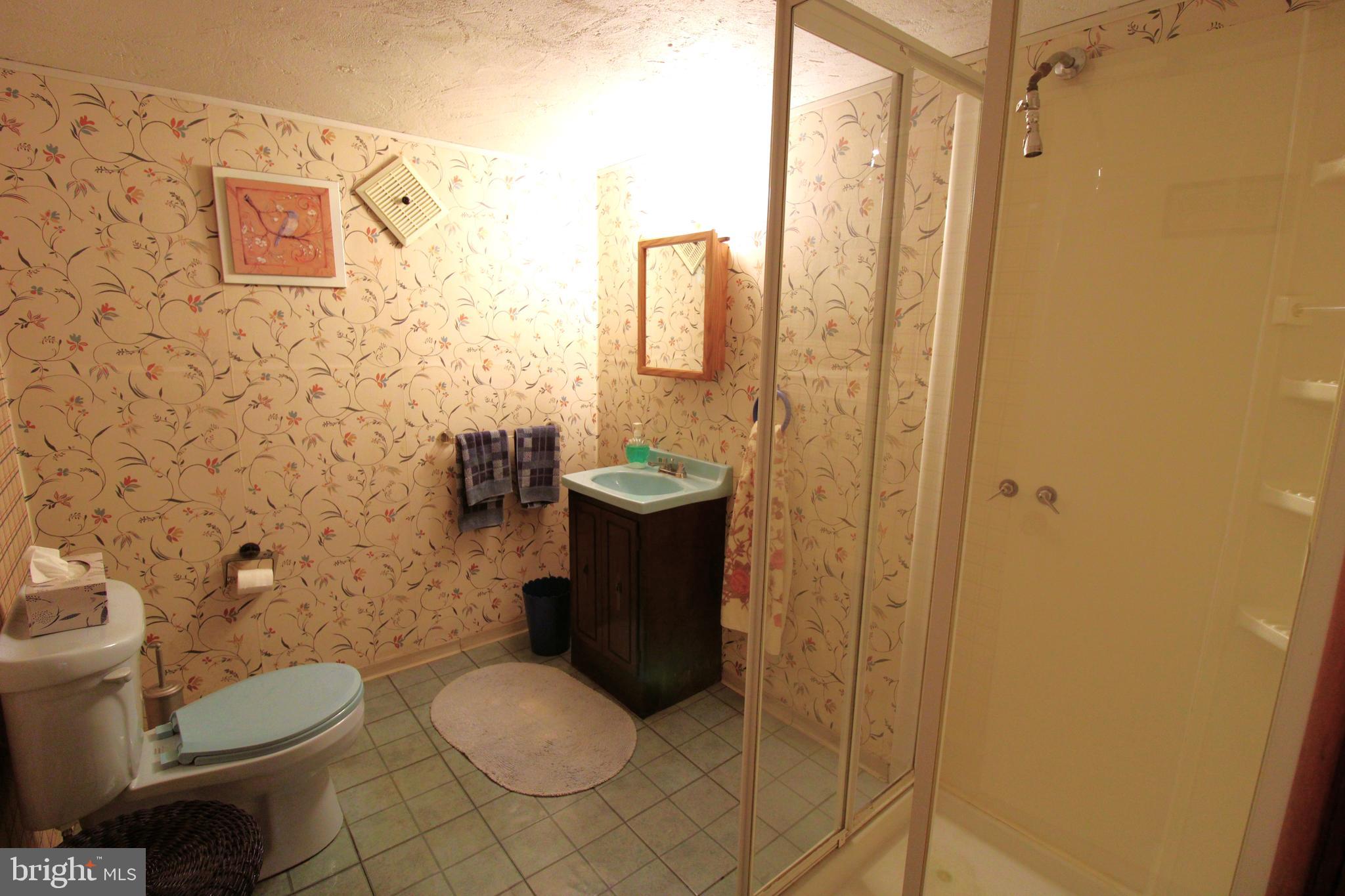 OXFORD CIRCLE - Residential