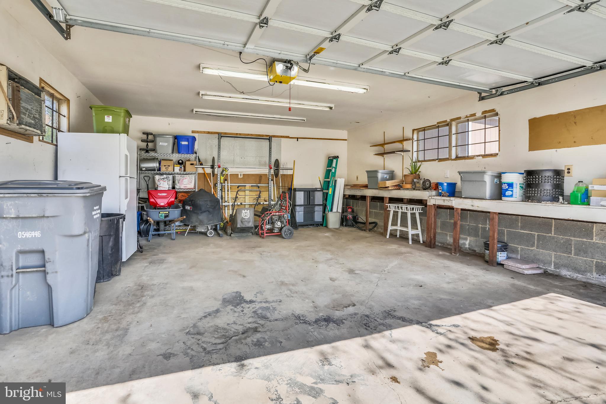 BUCKNELL MANOR - Residential