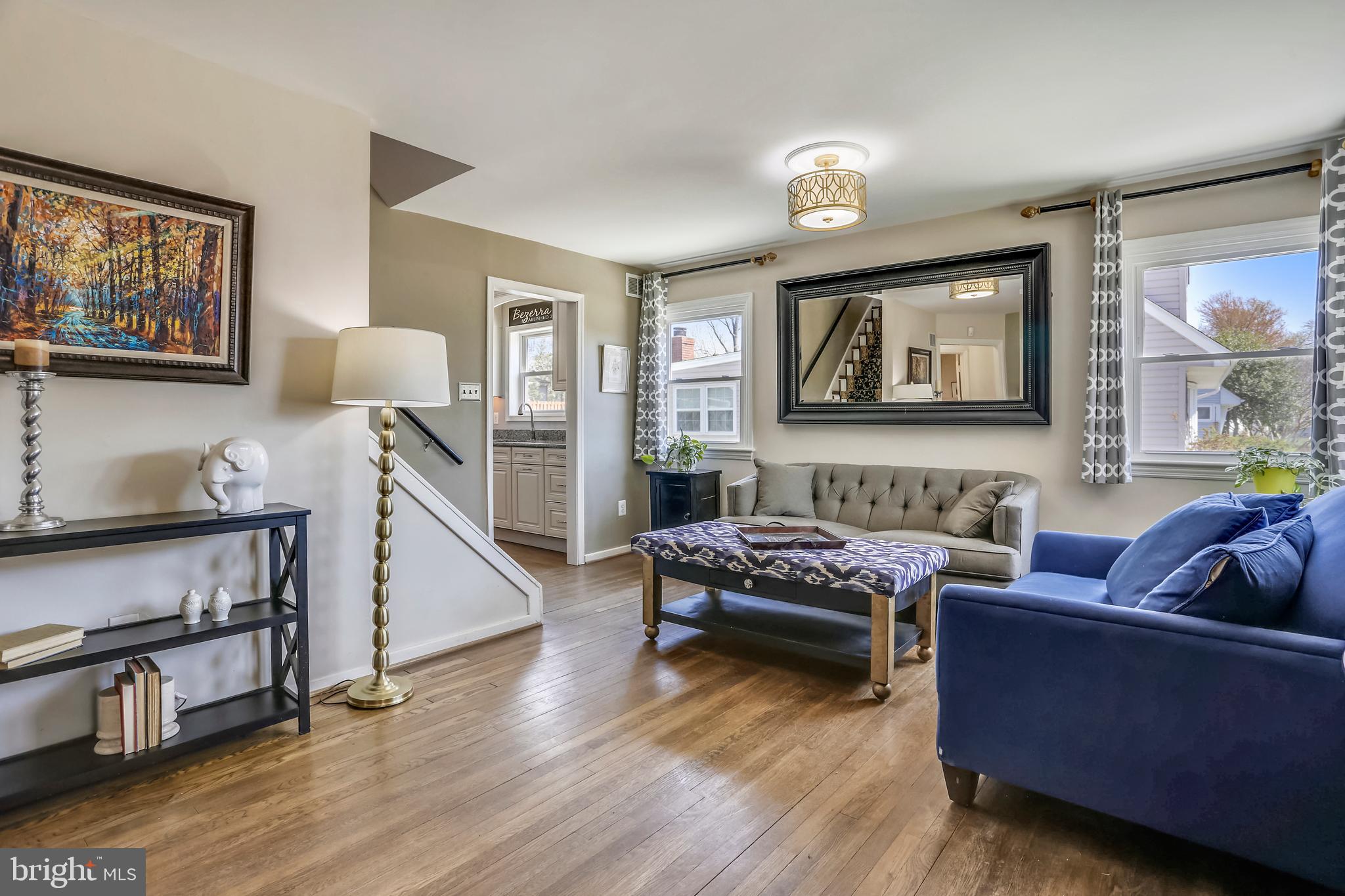 BUCKNELL MANOR - Residential