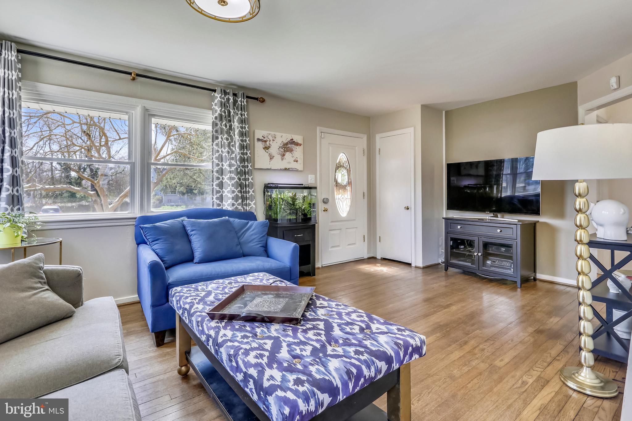 BUCKNELL MANOR - Residential