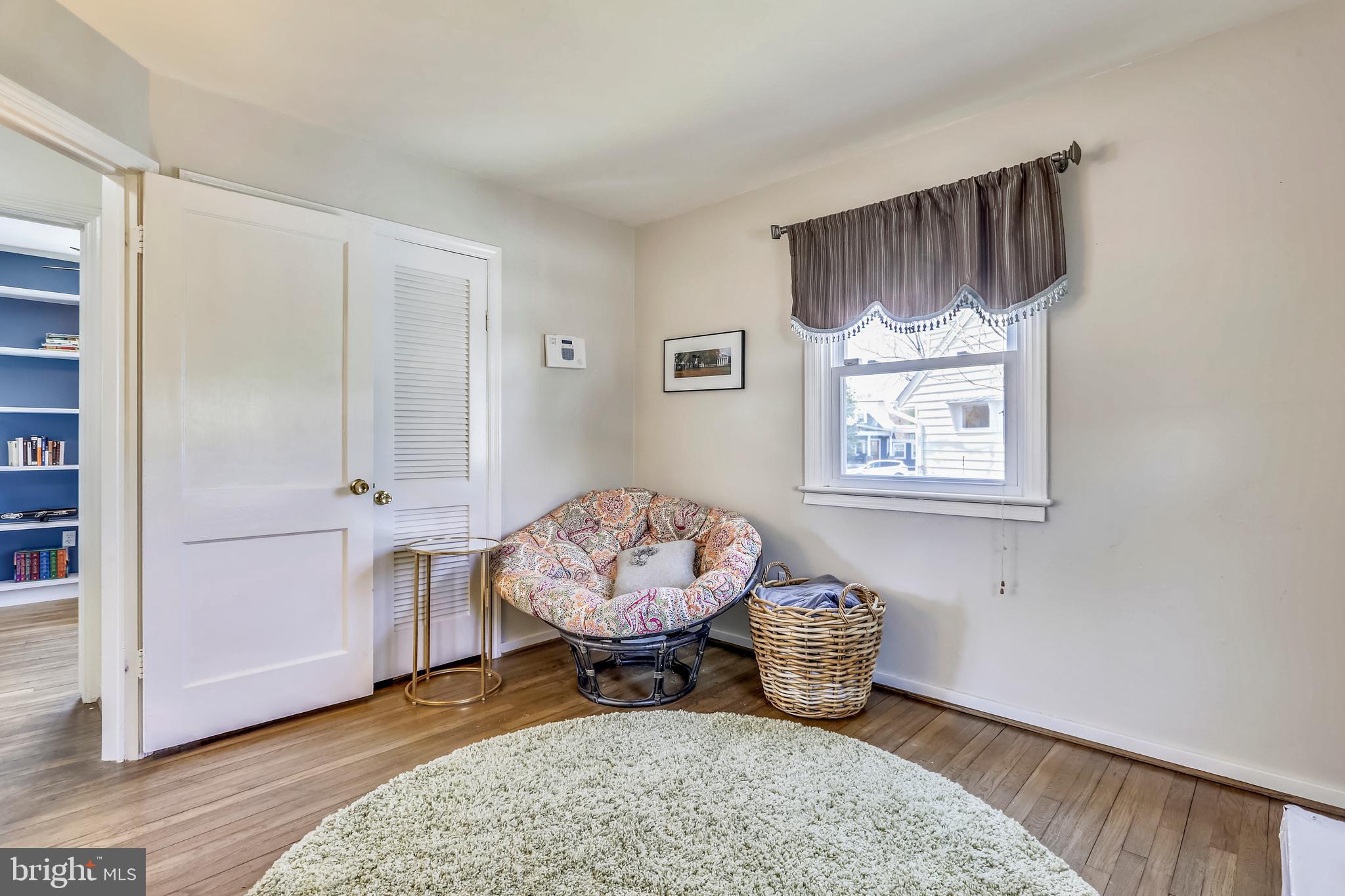 BUCKNELL MANOR - Residential