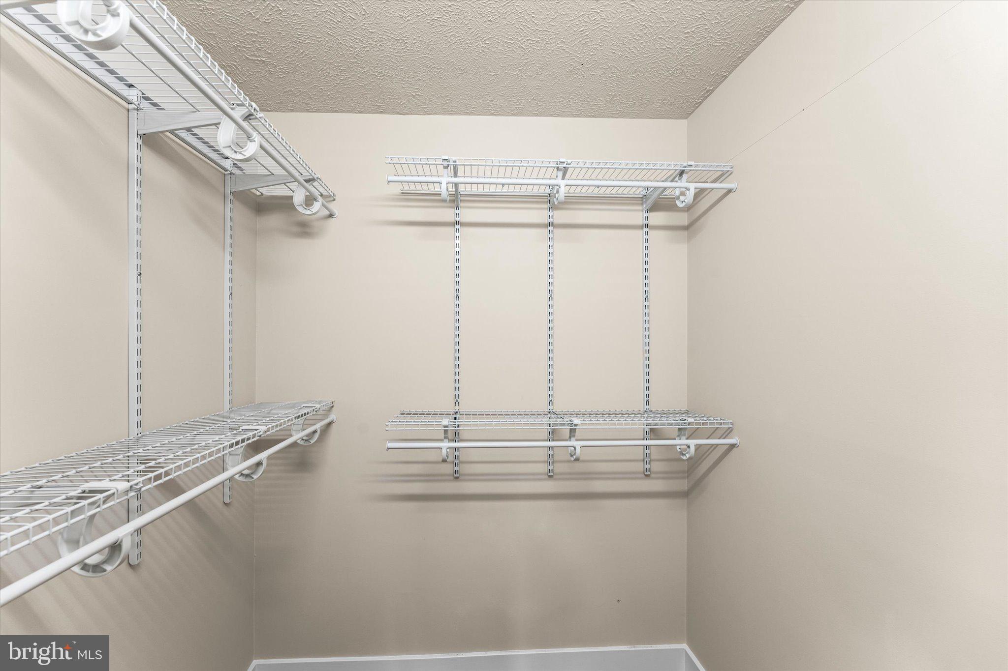 THE OAKTON - Residential Lease