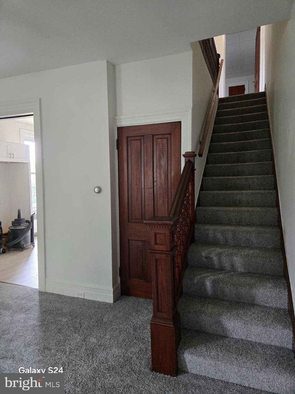 214 E MAPLE STREET