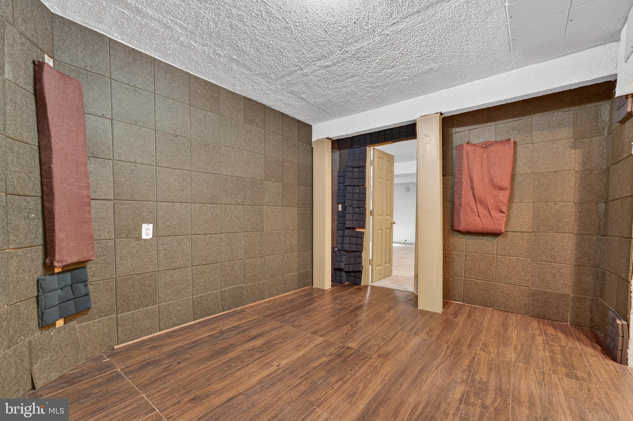 QUAIL RIDGE - Residential