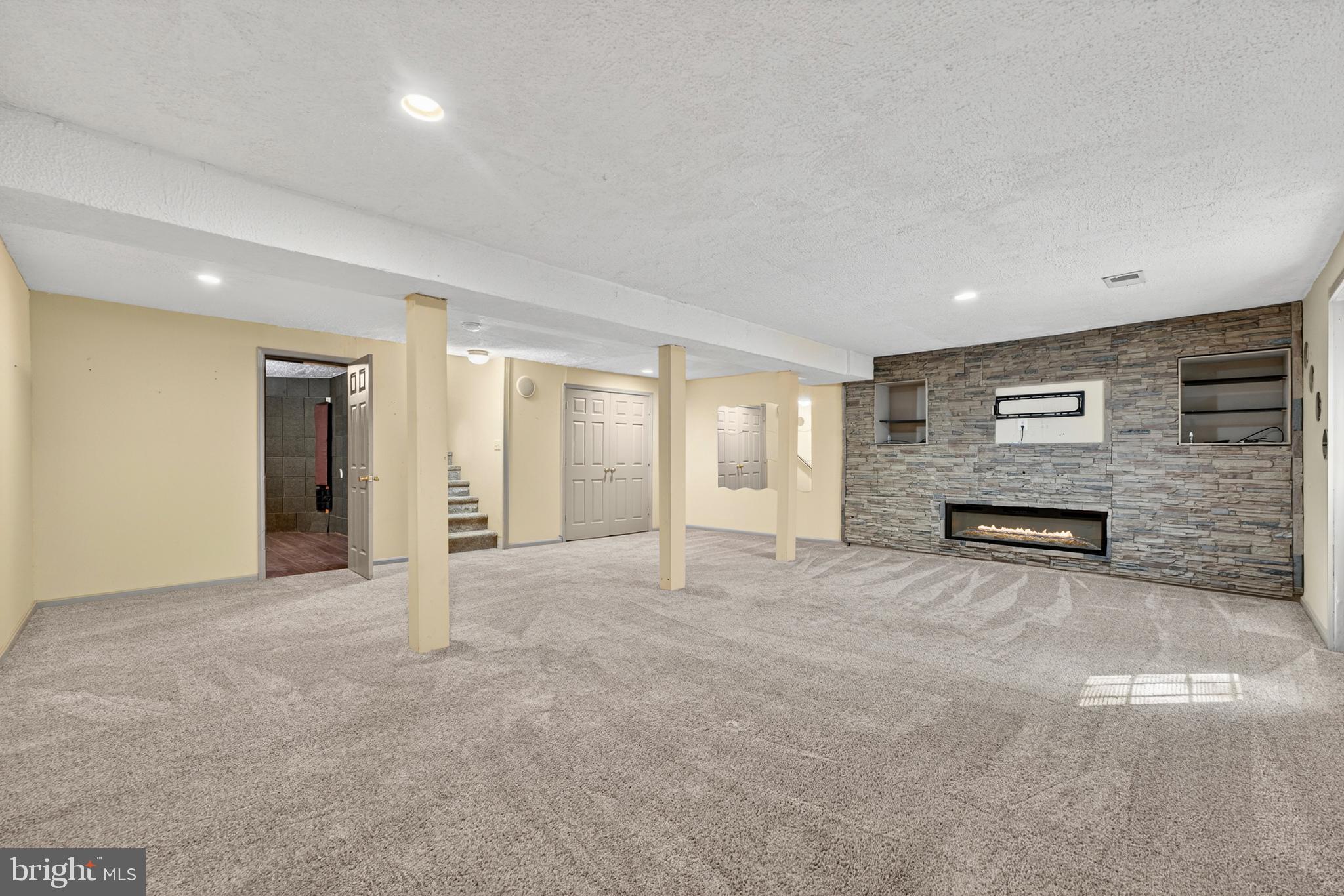 QUAIL RIDGE - Residential