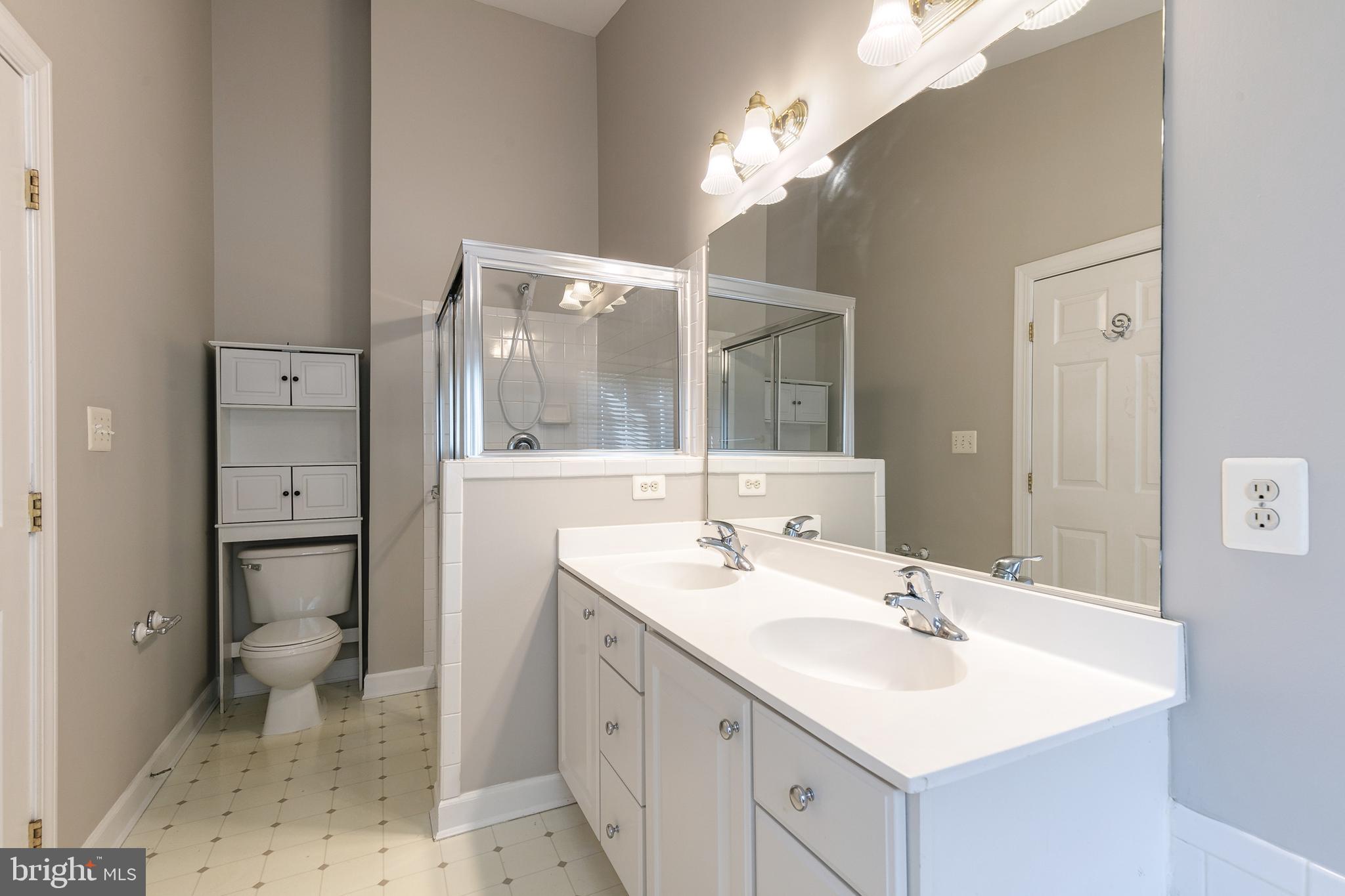 WAVERLY WOODS - Residential Lease