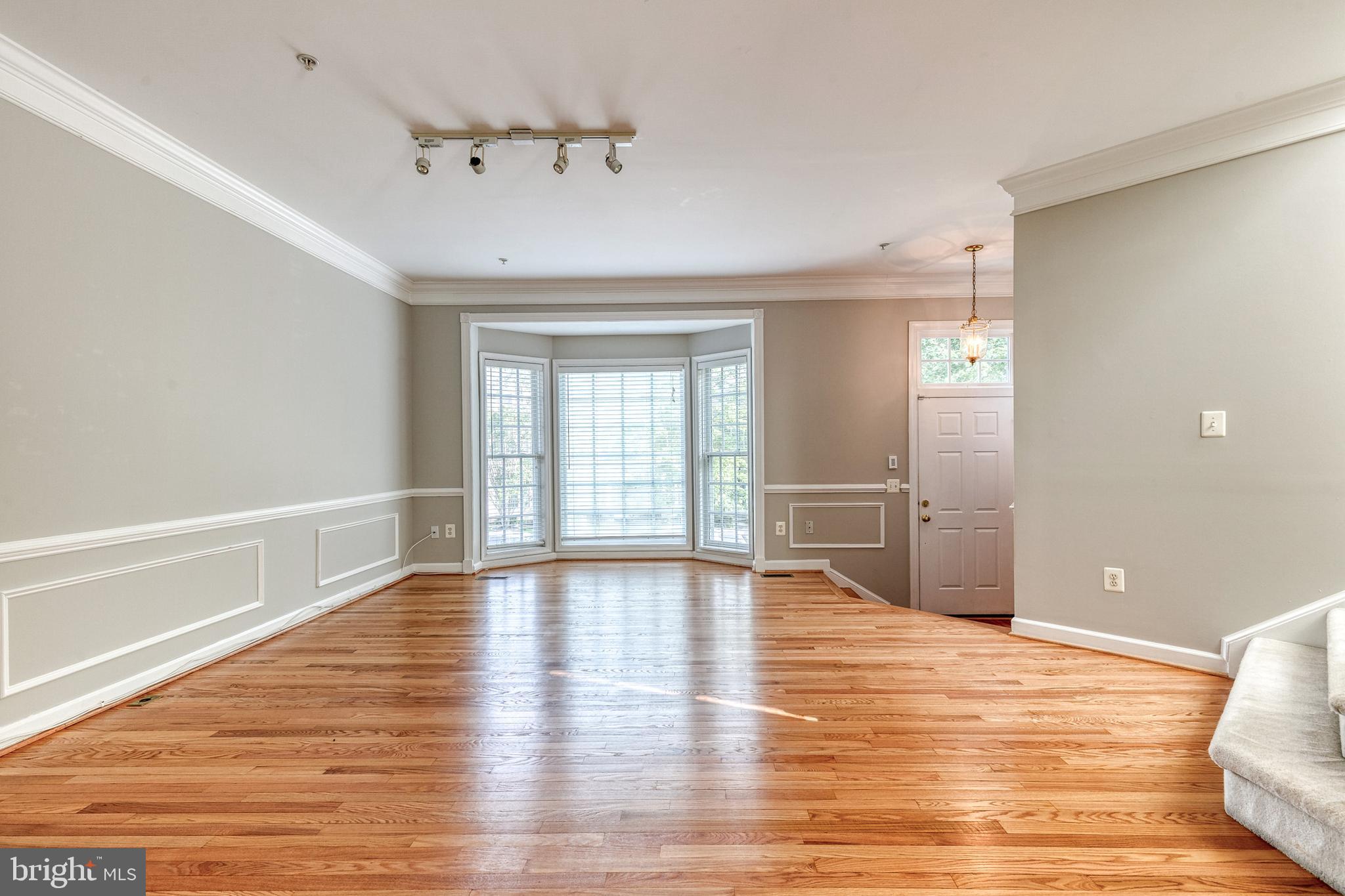 WAVERLY WOODS - Residential Lease