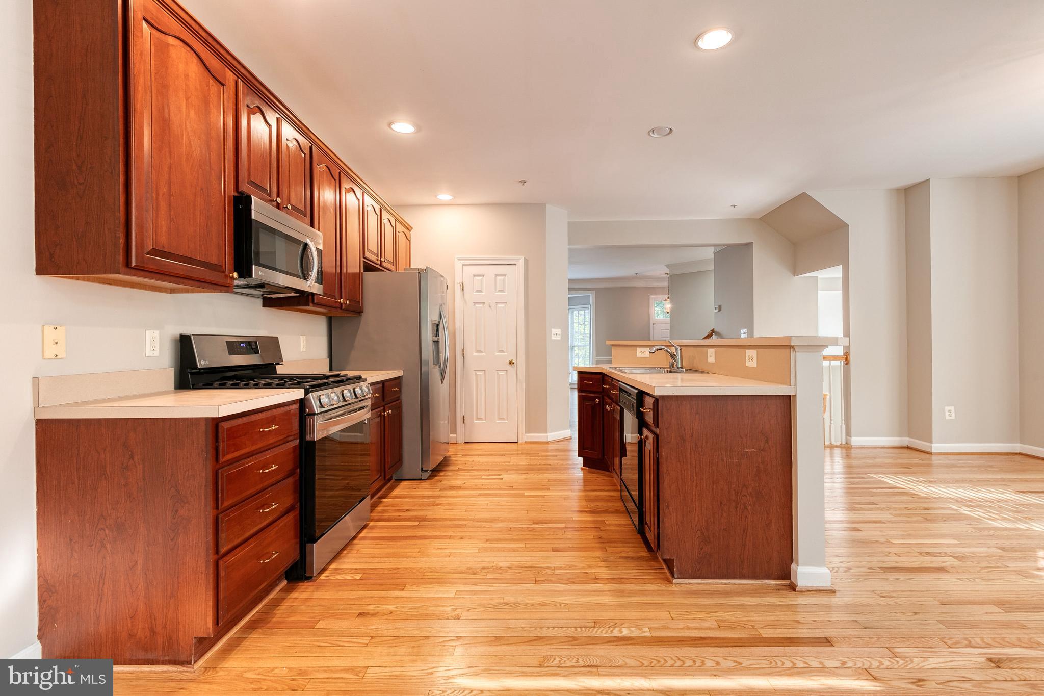 WAVERLY WOODS - Residential Lease