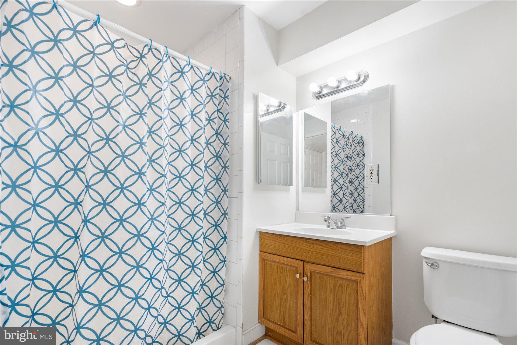 BALTIMORE HIGHLANDS - Residential