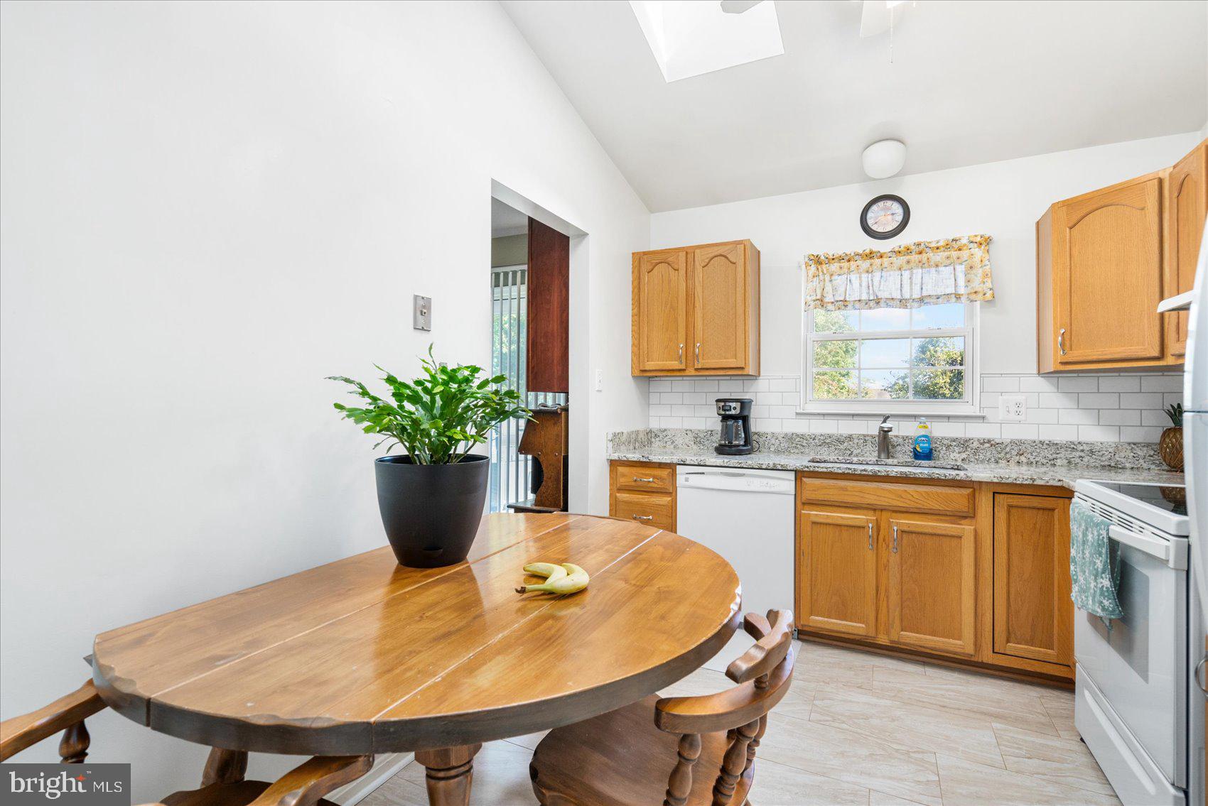 BALTIMORE HIGHLANDS - Residential