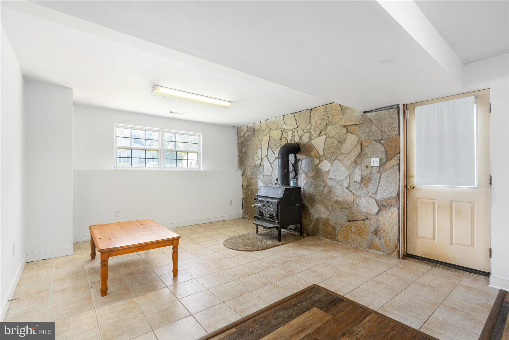 BALTIMORE HIGHLANDS - Residential