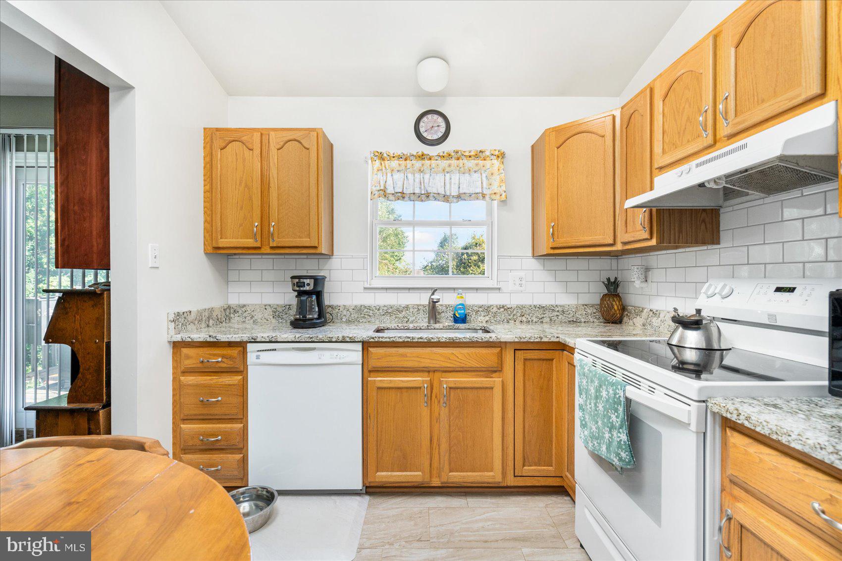 BALTIMORE HIGHLANDS - Residential