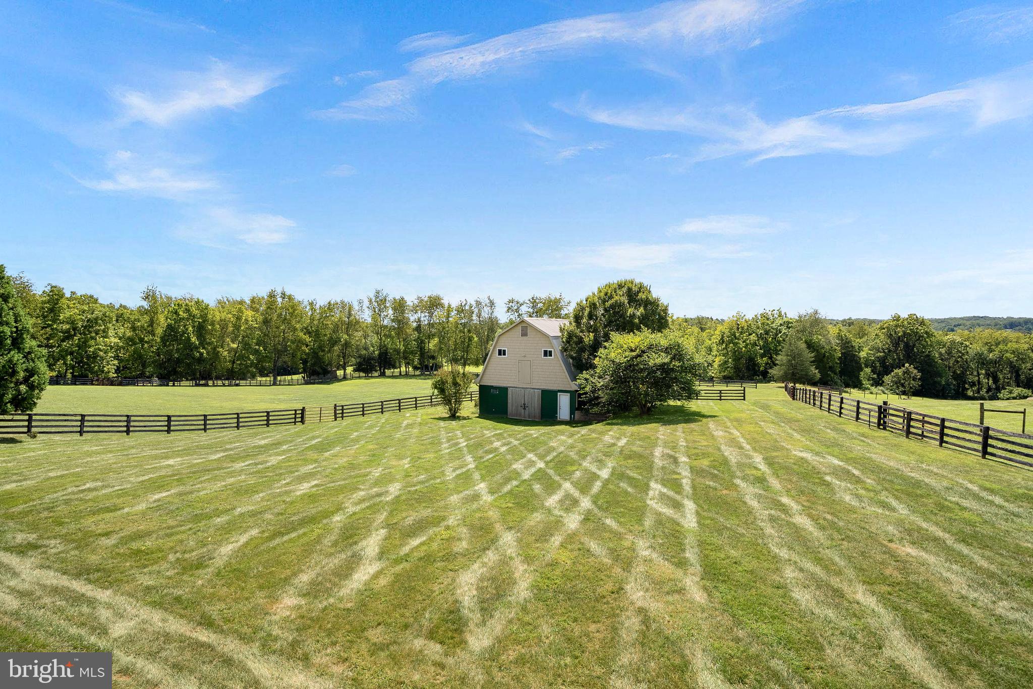 RED CEDAR - Residential