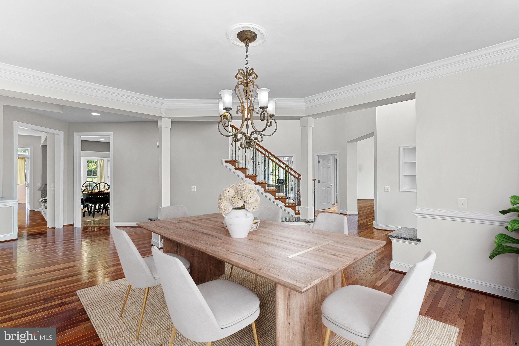 RED CEDAR - Residential