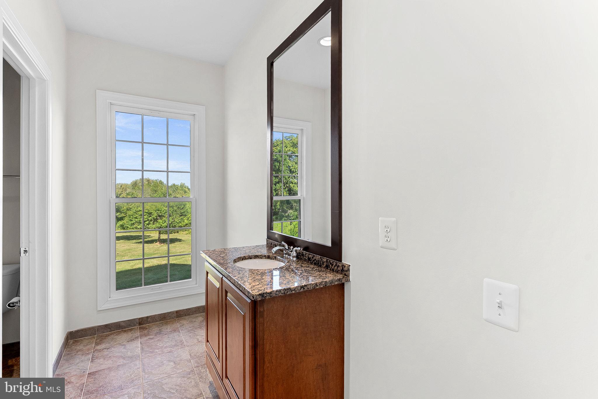 RED CEDAR - Residential