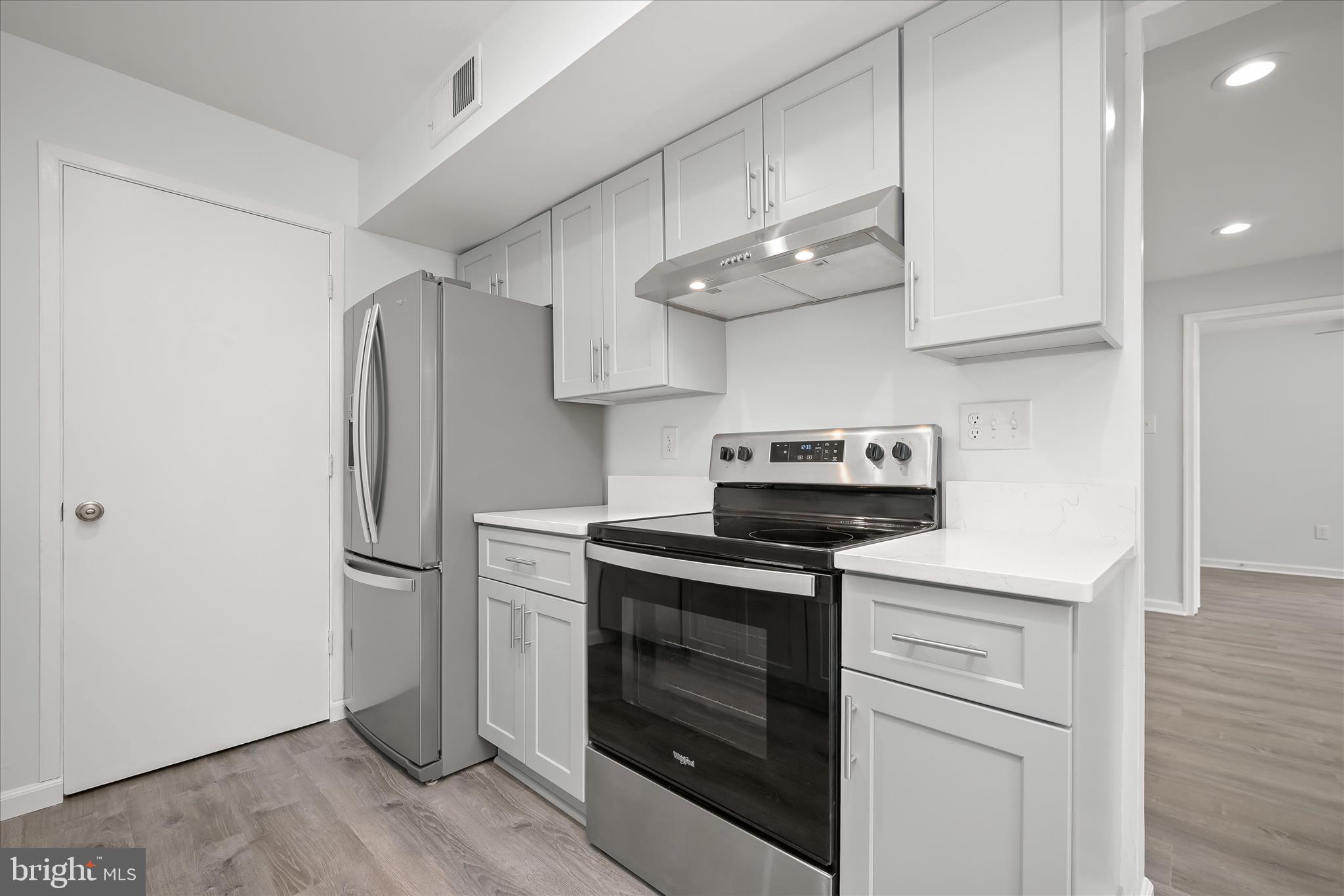 LONGMEAD CROSSING - Residential