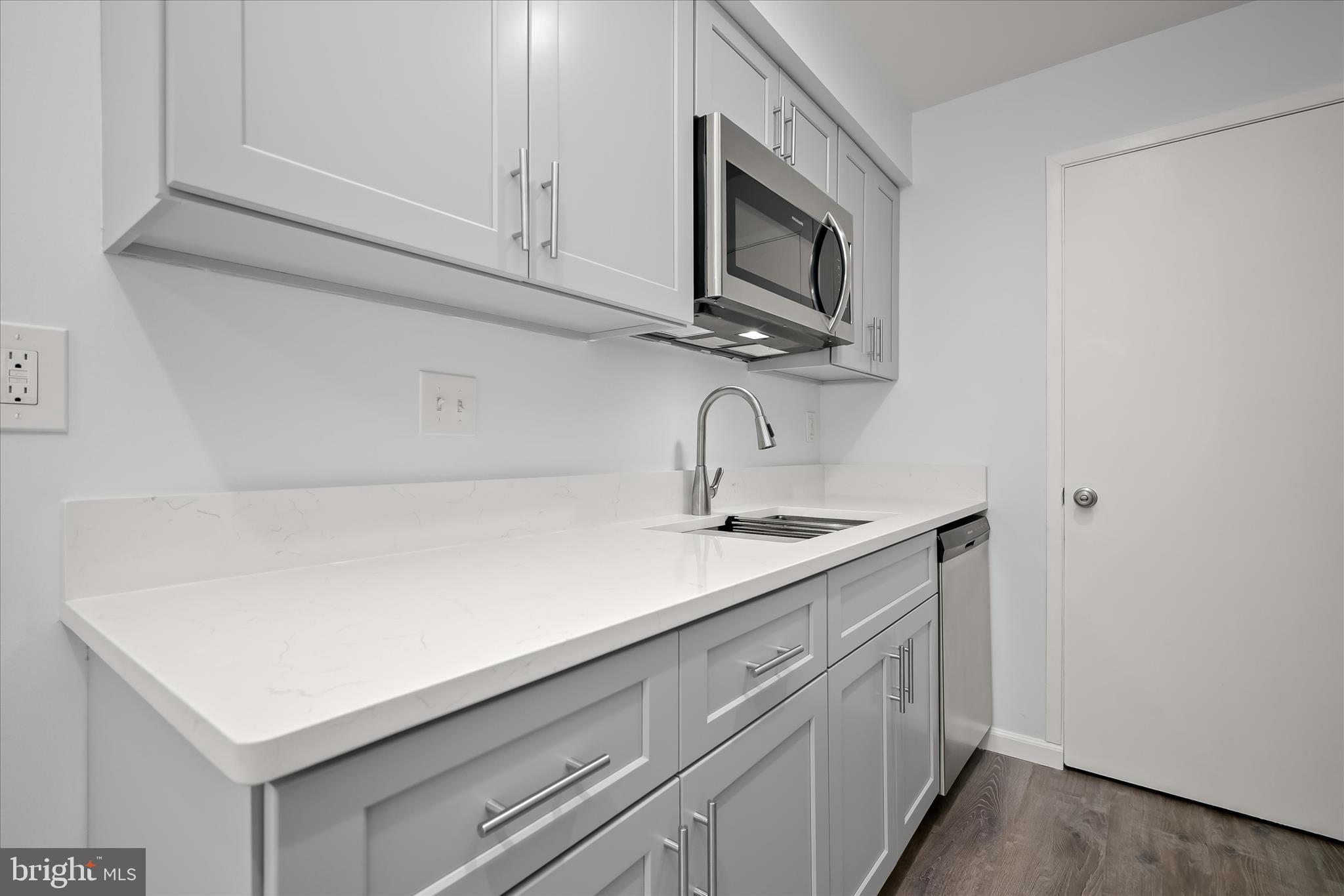 LONGMEAD CROSSING - Residential