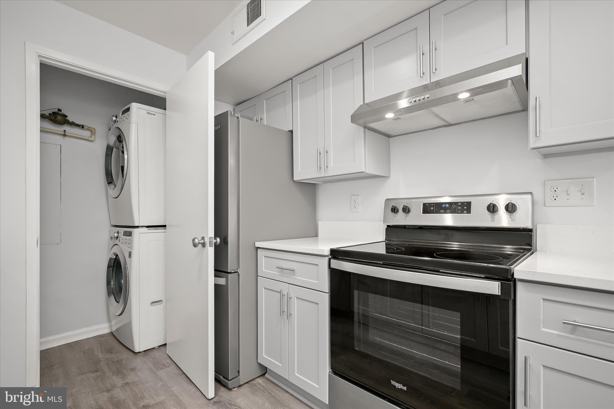 LONGMEAD CROSSING - Residential