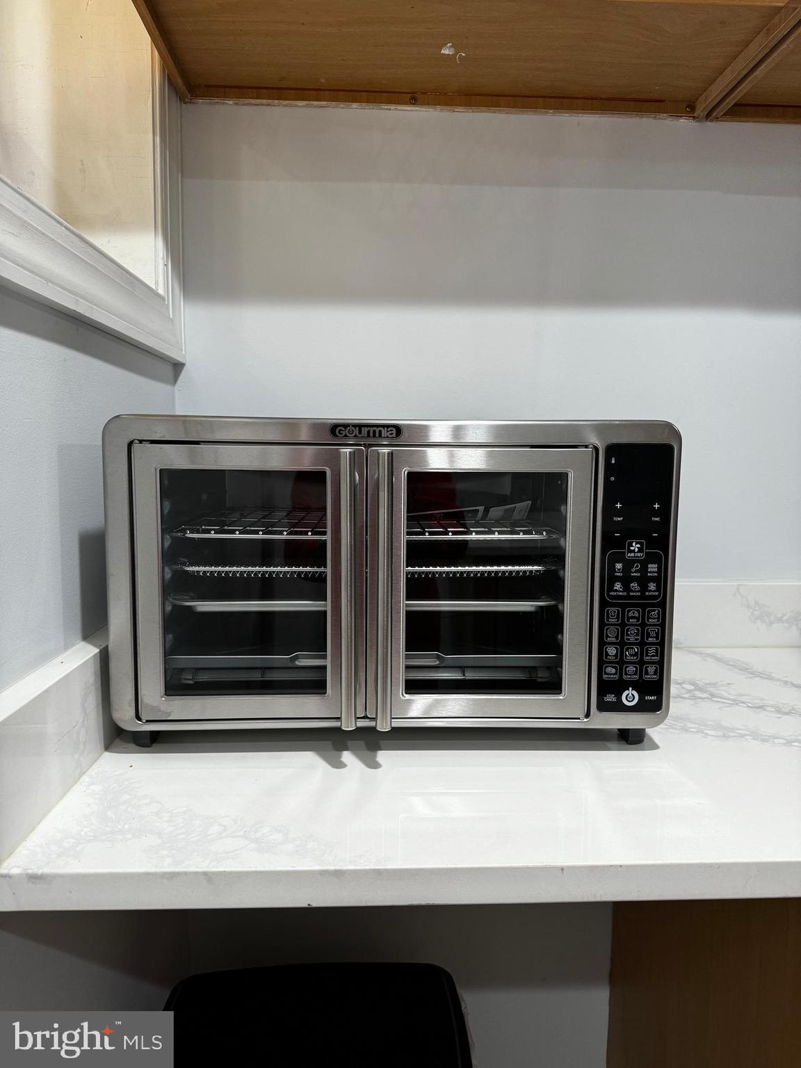 WOODBROOK - Residential Lease