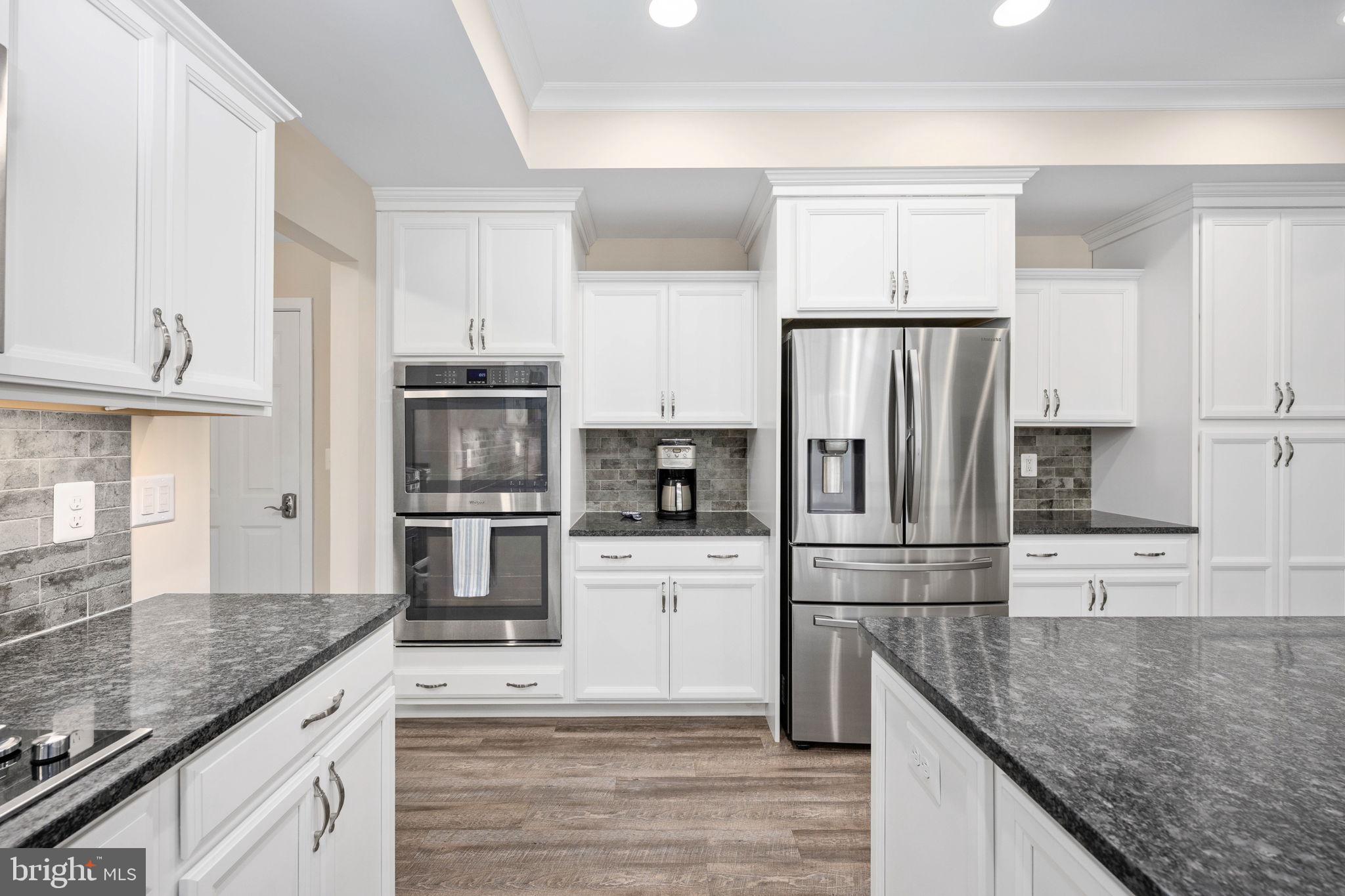 SADDLE RIDGE - Residential