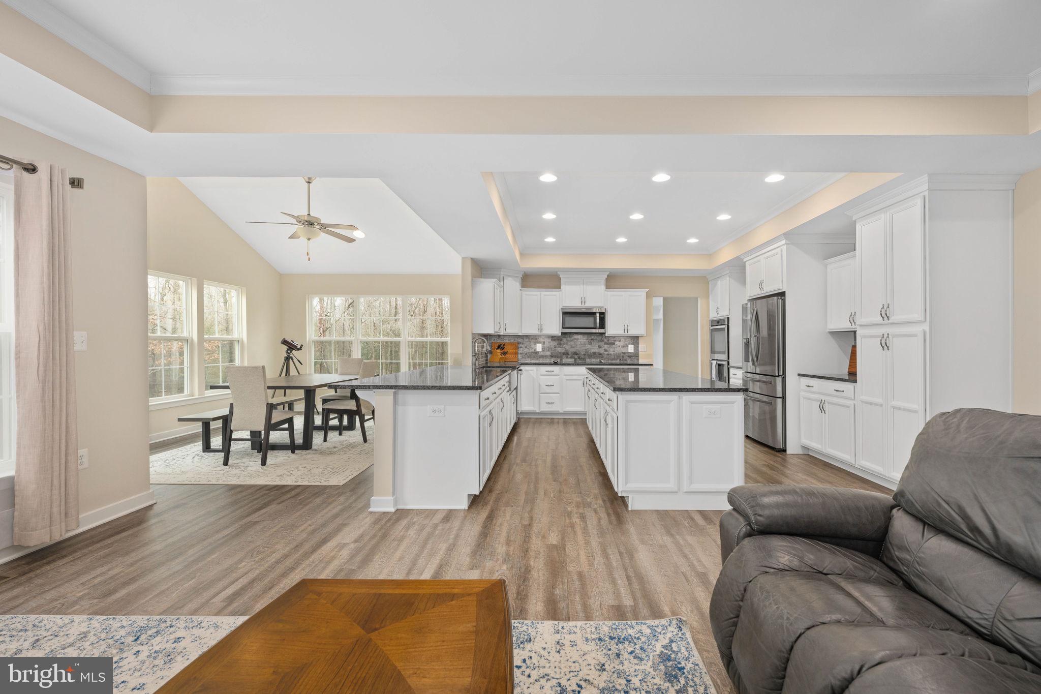 SADDLE RIDGE - Residential