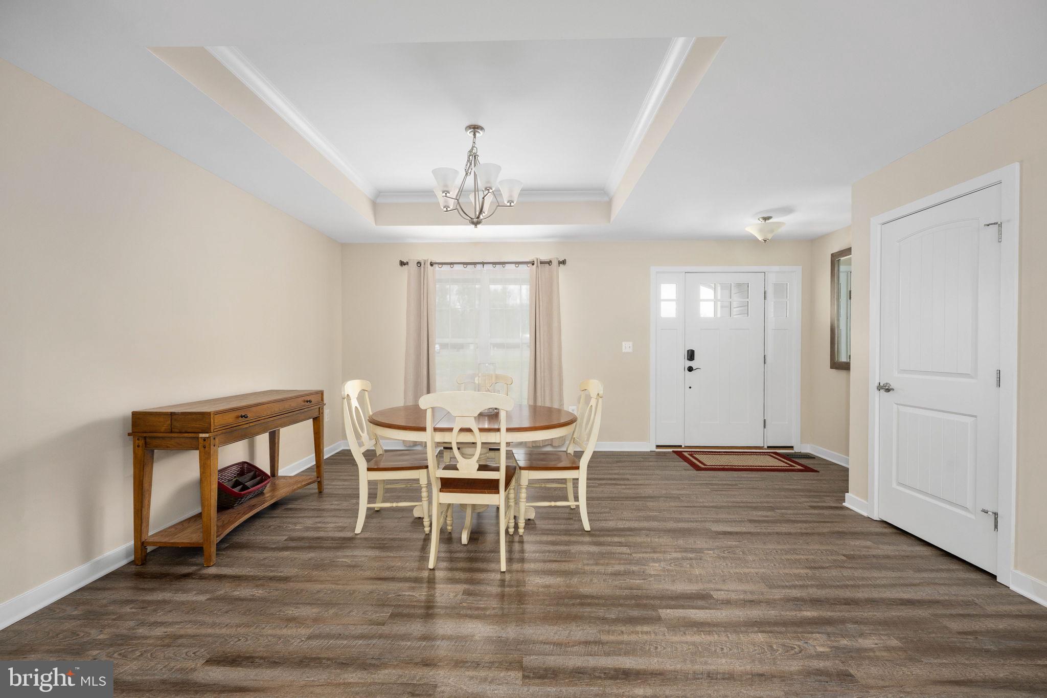 SADDLE RIDGE - Residential