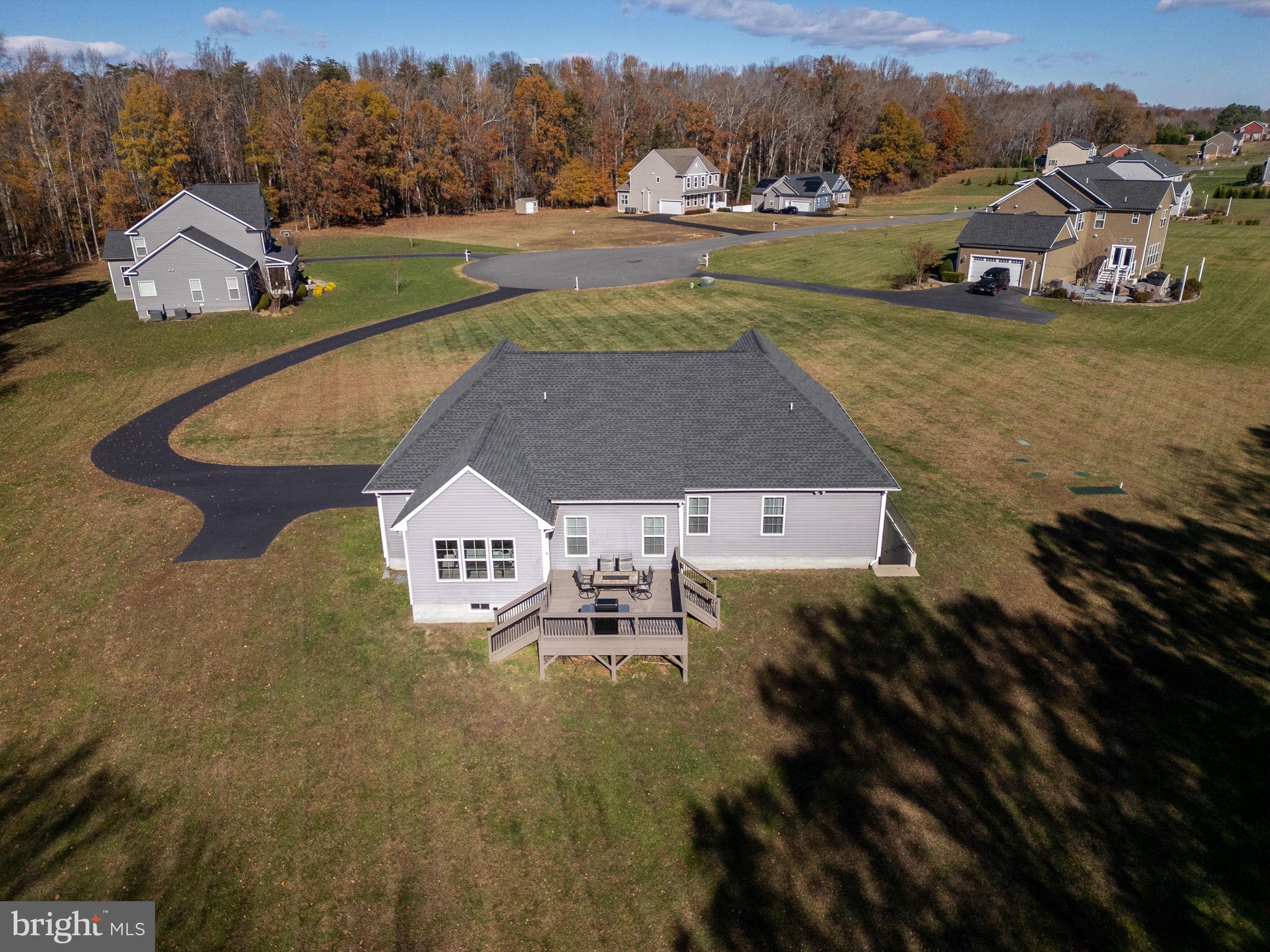 SADDLE RIDGE - Residential