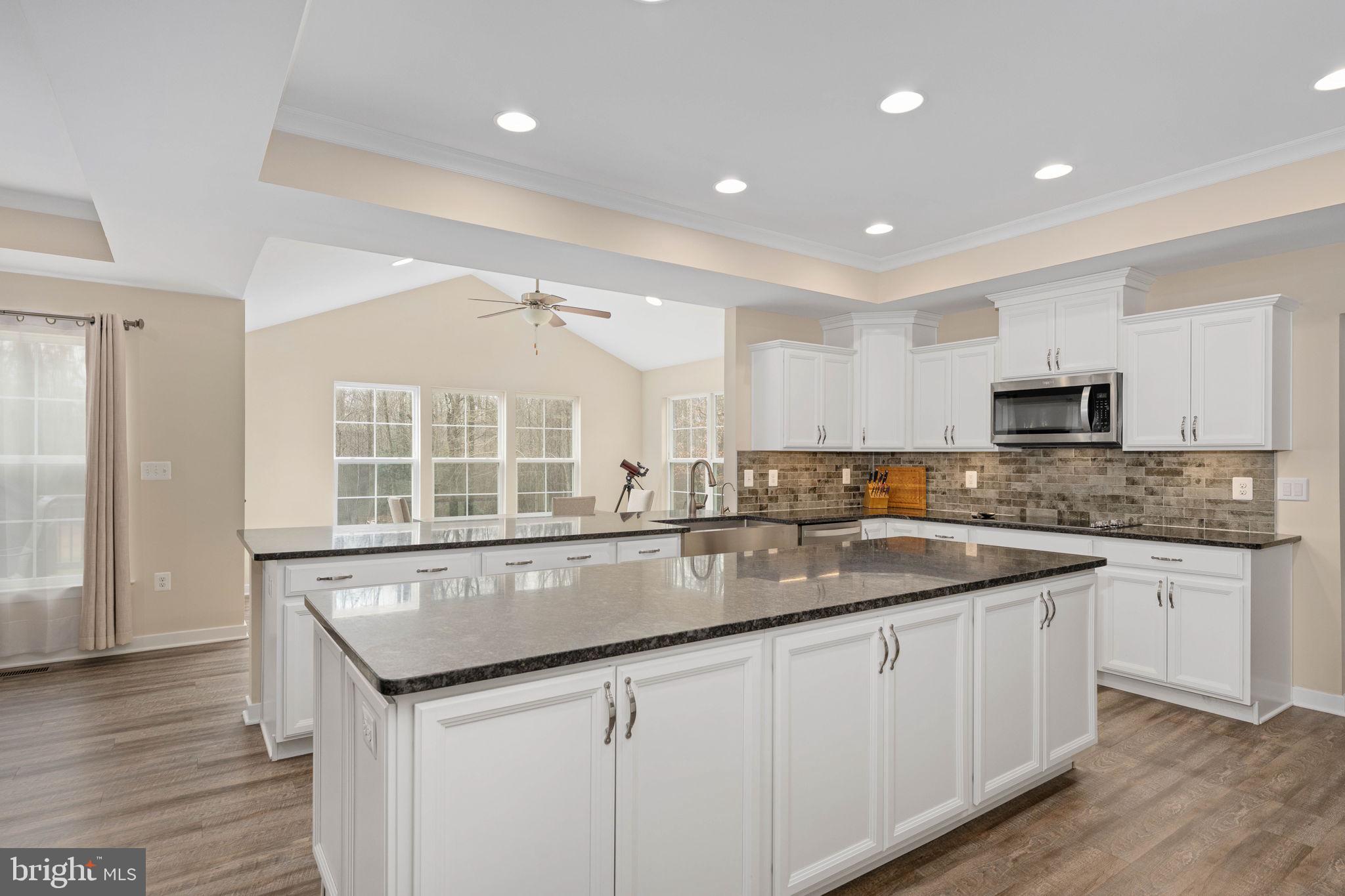 SADDLE RIDGE - Residential